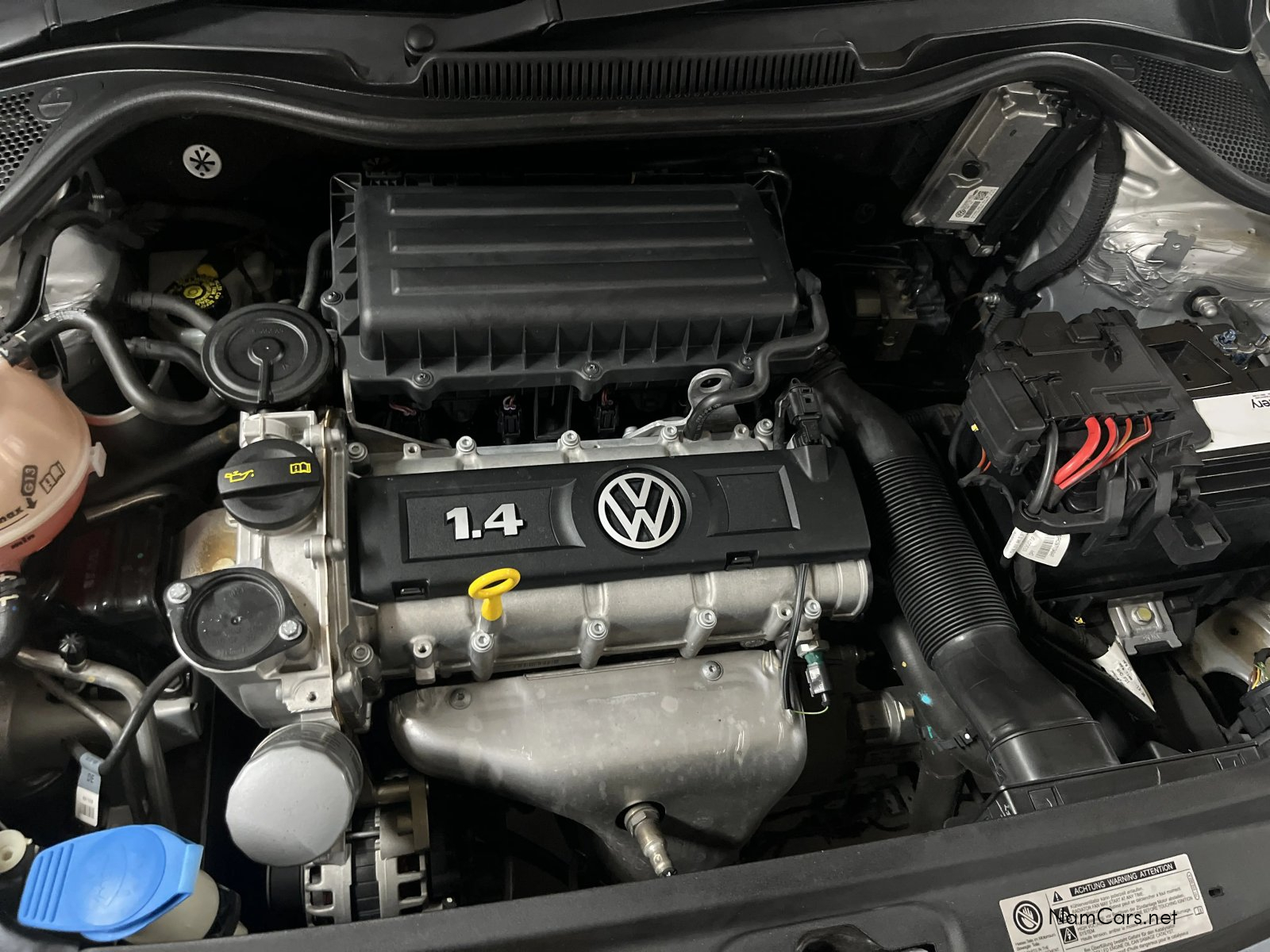 2019 Volkswagen Polo photo 8