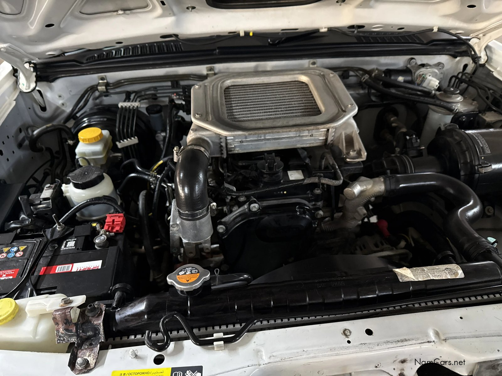 2016 Nissan Hardbody photo 7