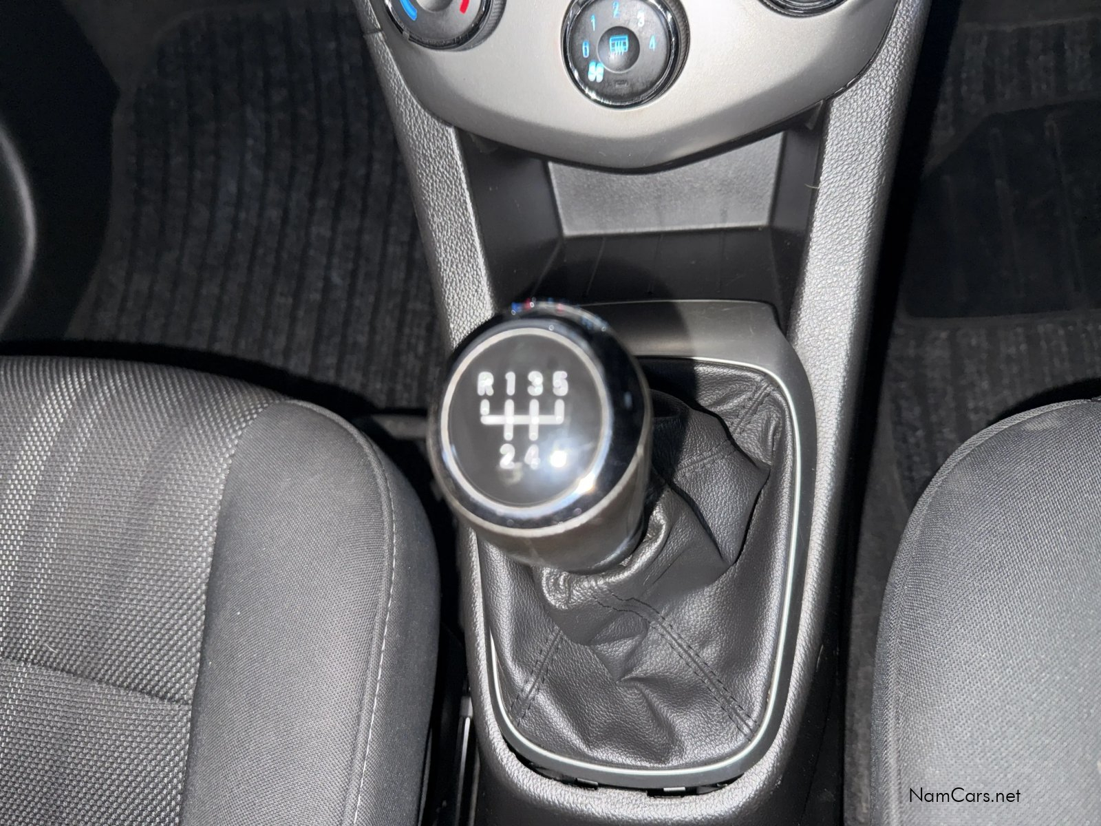 2012 Chevrolet Sonic photo 9