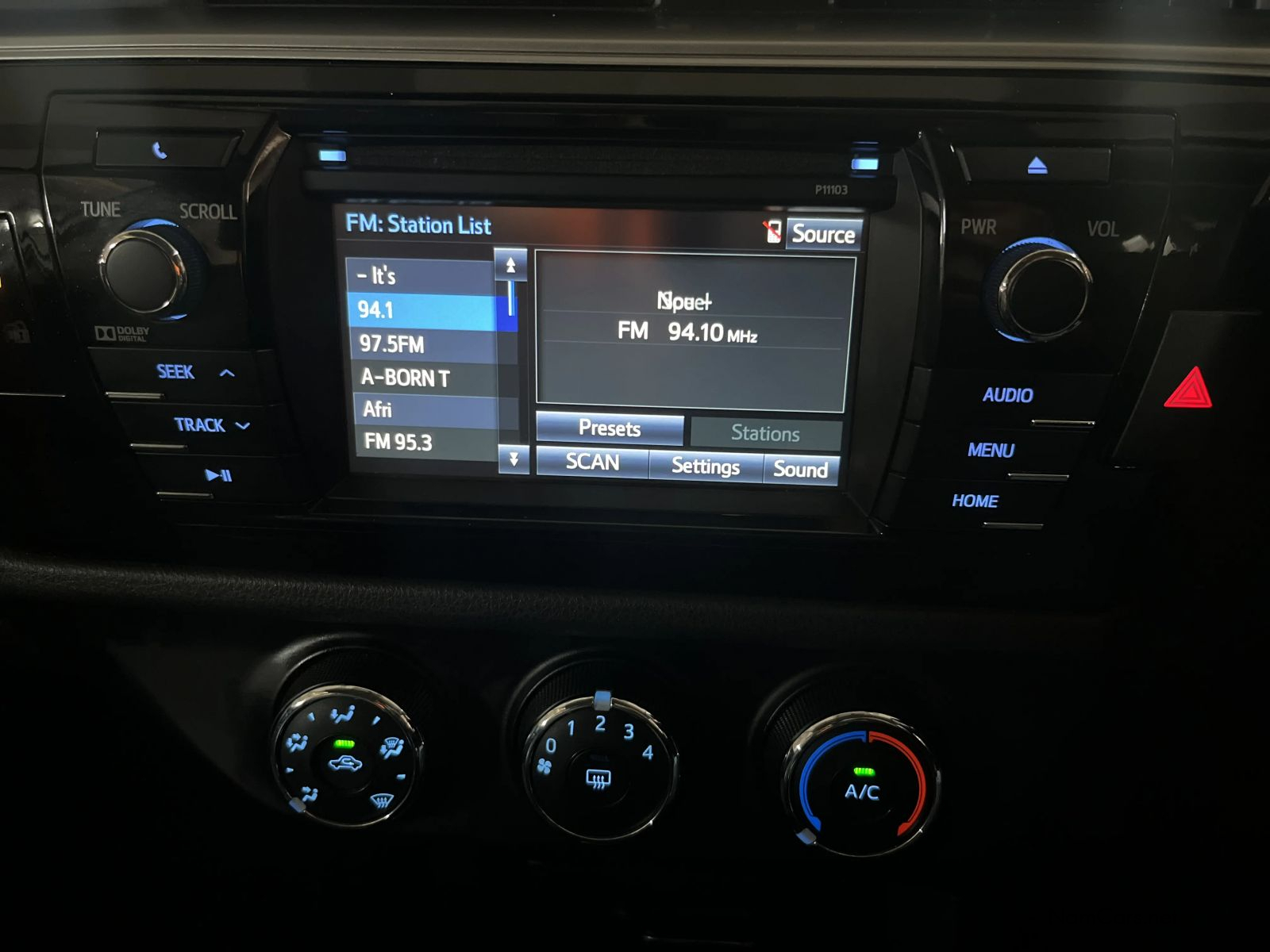 2016 Toyota Corolla photo 10