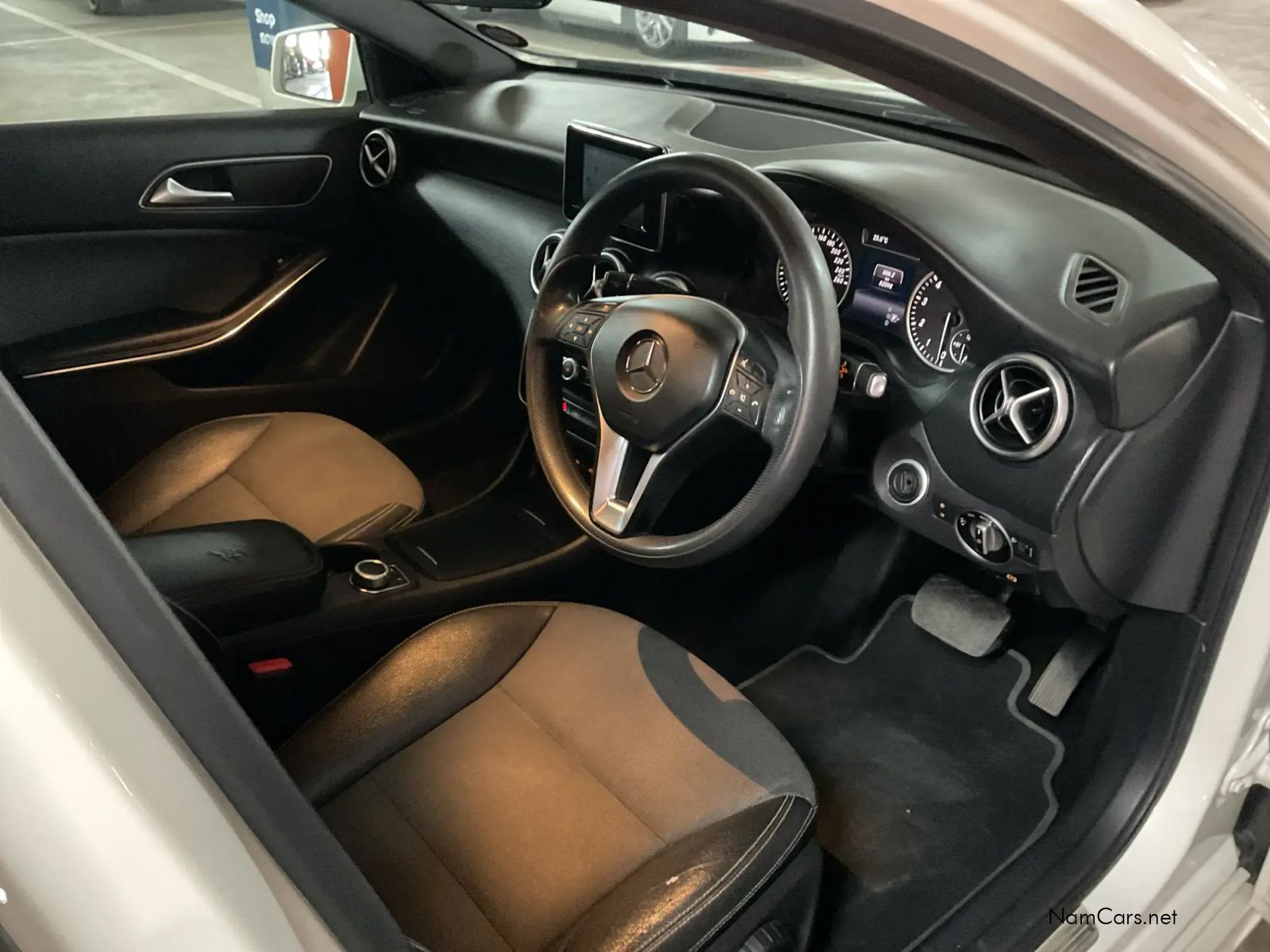 2015 Mercedes-Benz A Class photo 11