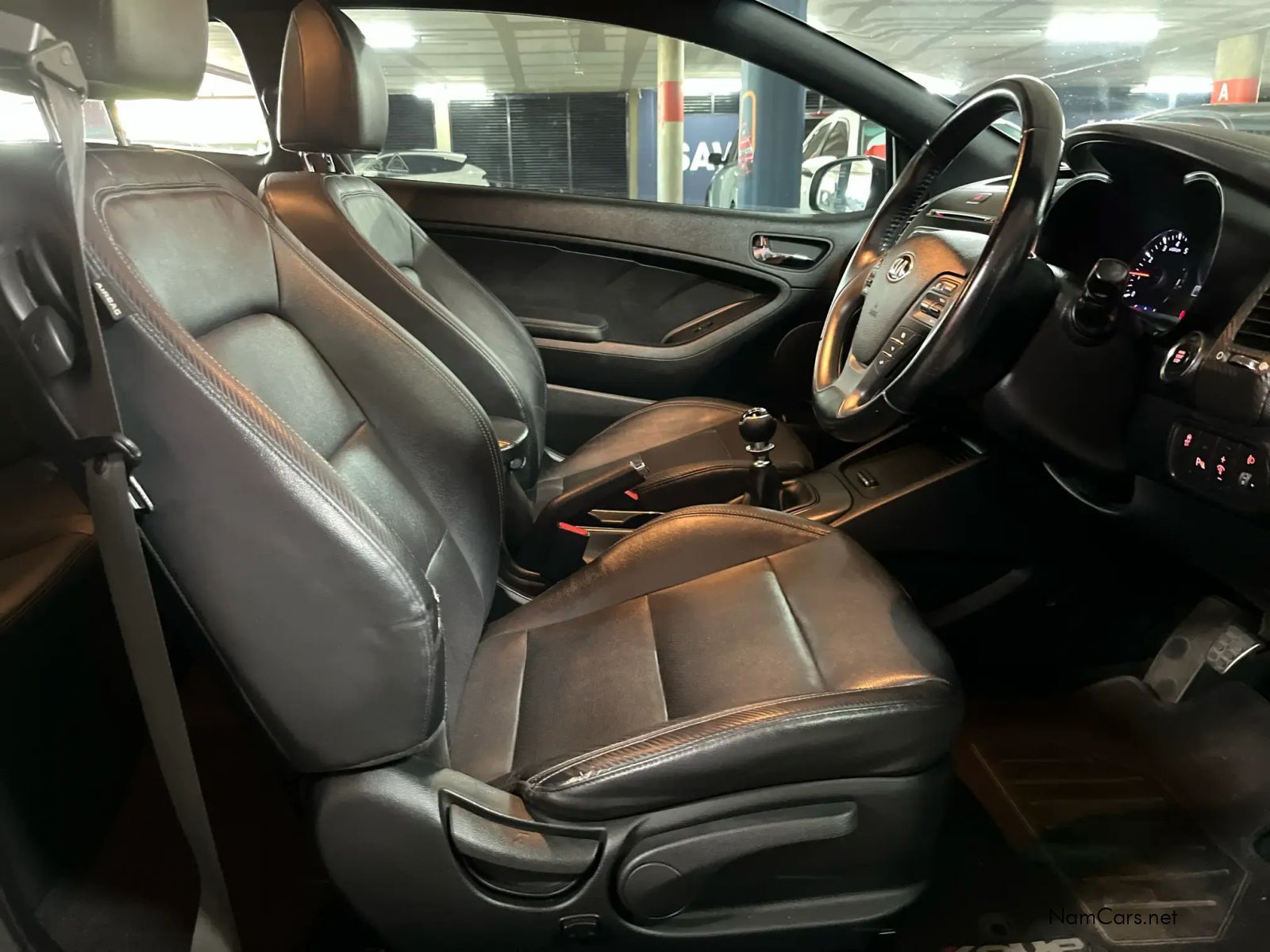 2016 Kia Cerato photo 16