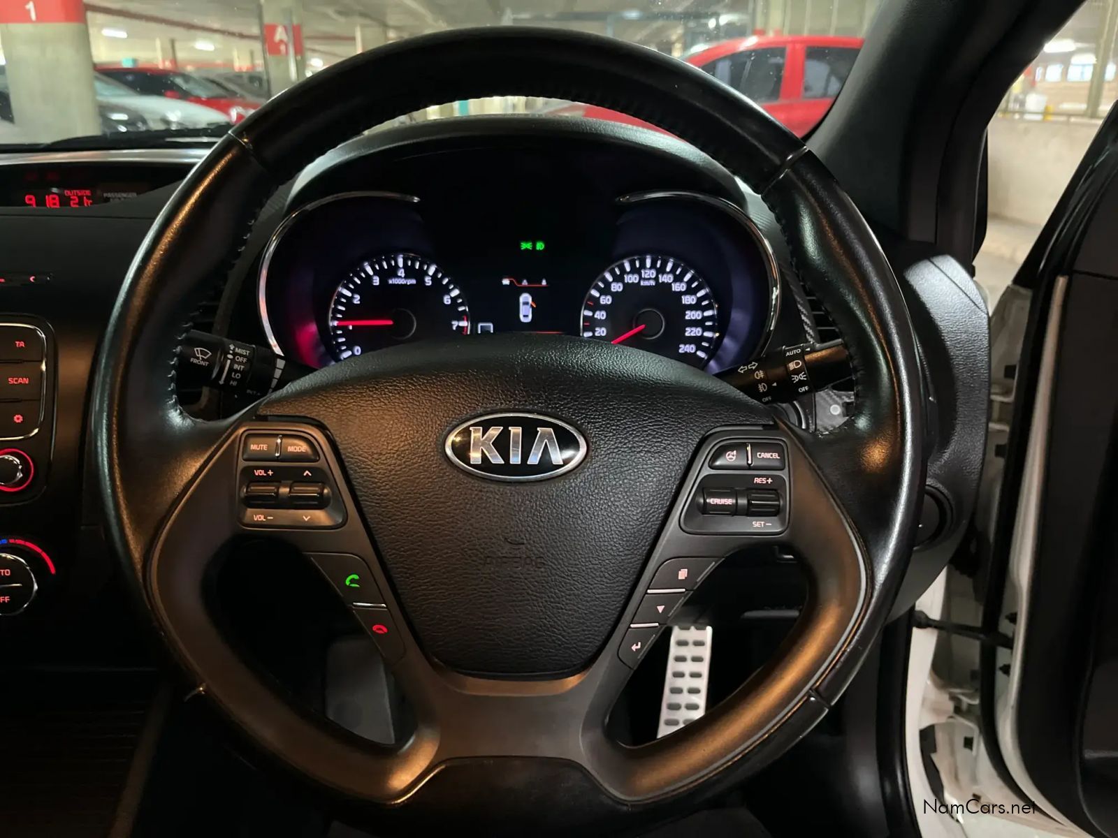 2016 Kia Cerato photo 9