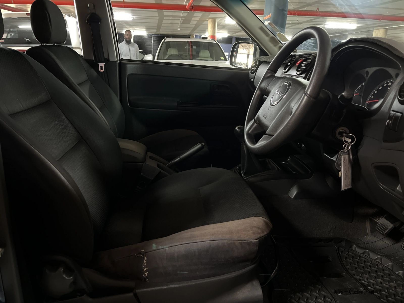 2013 Isuzu KB Series photo 13
