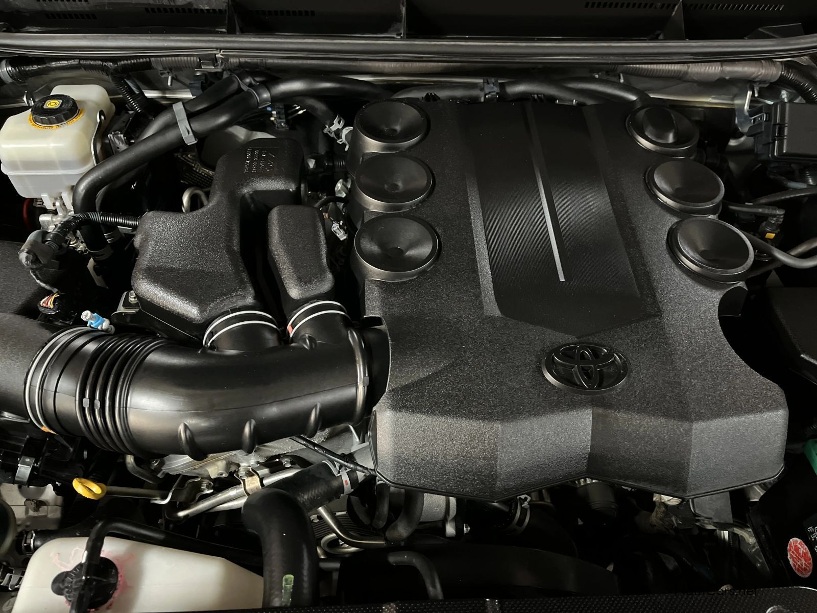 2017 Toyota Prado photo 8