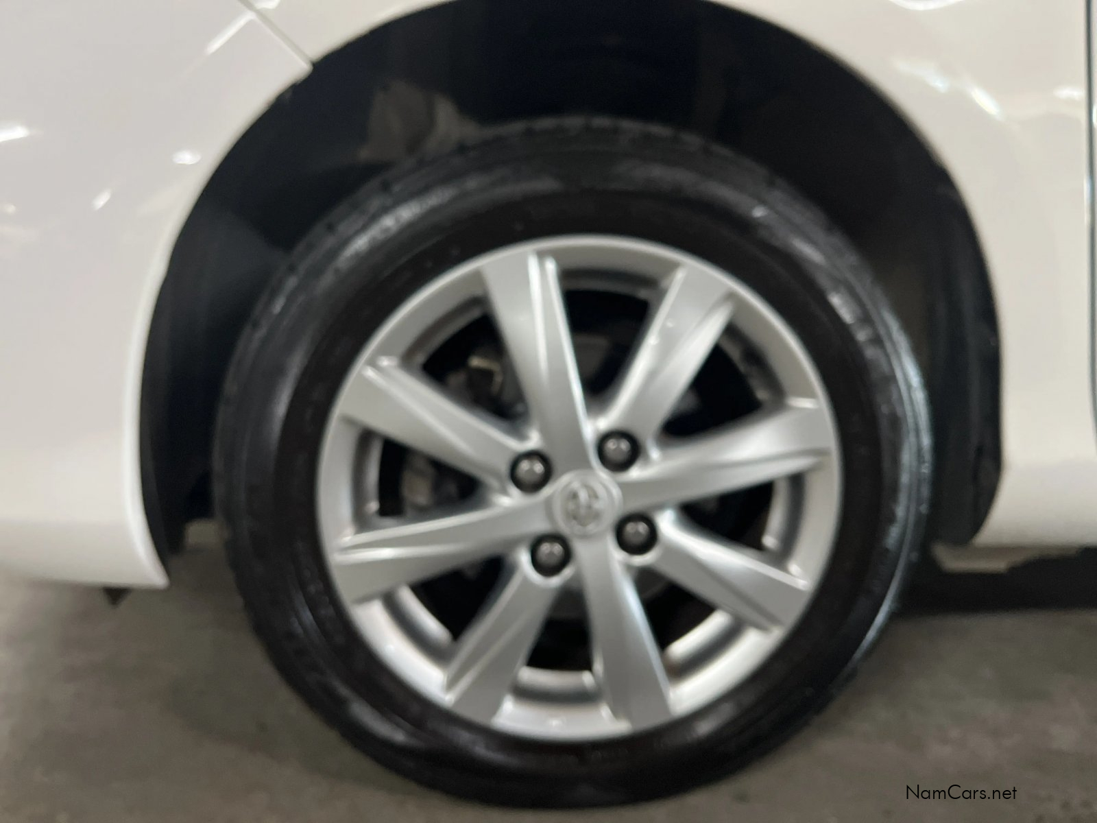 2013 Toyota Yaris photo 15