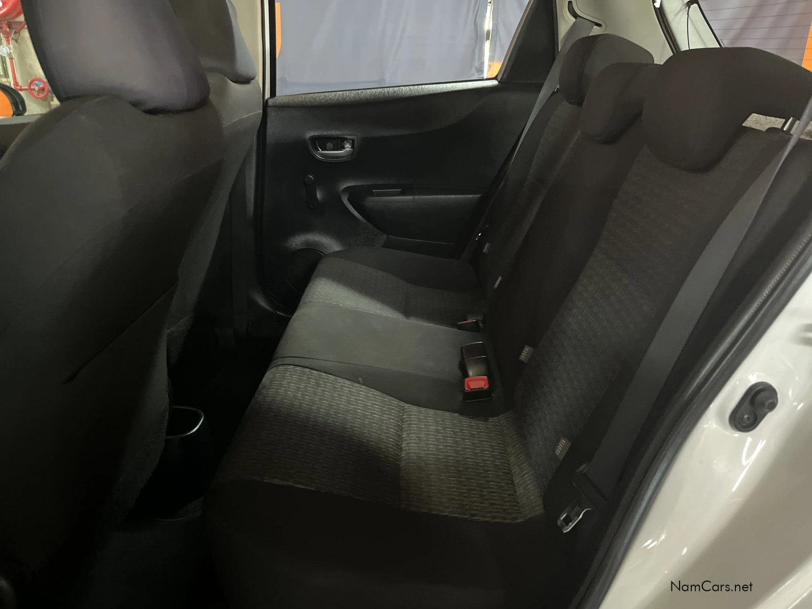 2013 Toyota Yaris photo 16