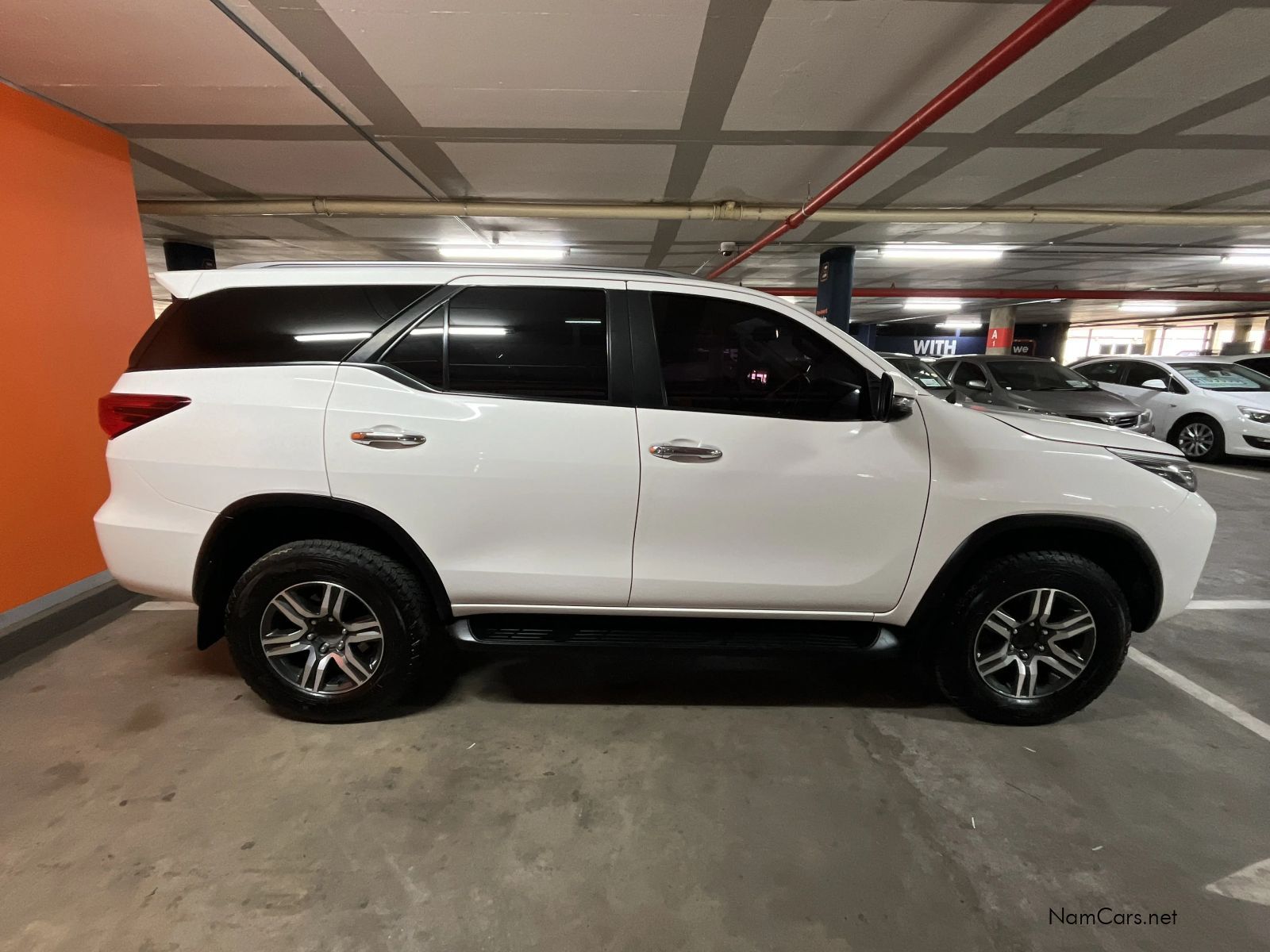 2021 Toyota Fortuner photo 4