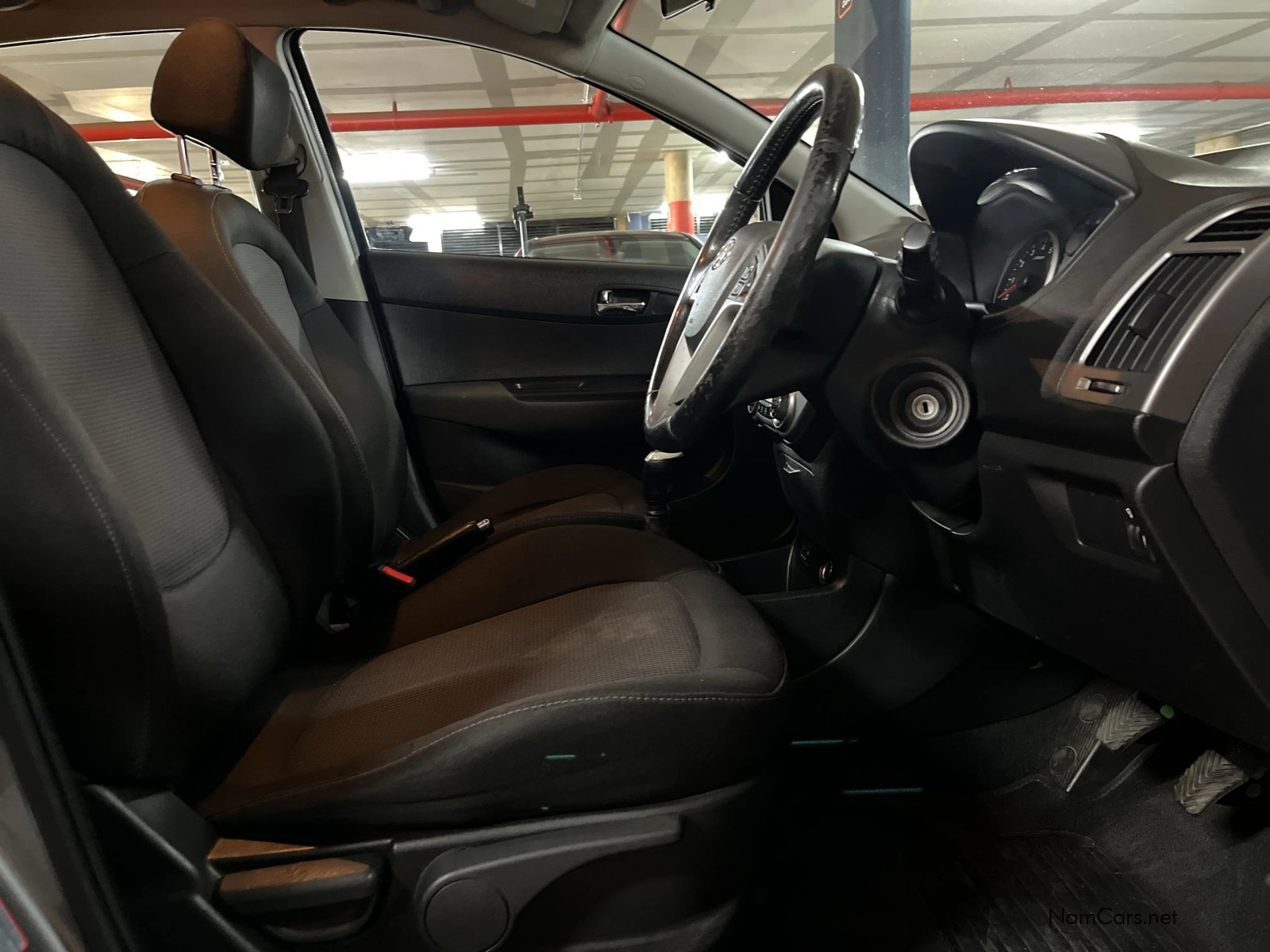 2013 Hyundai i20 photo 13