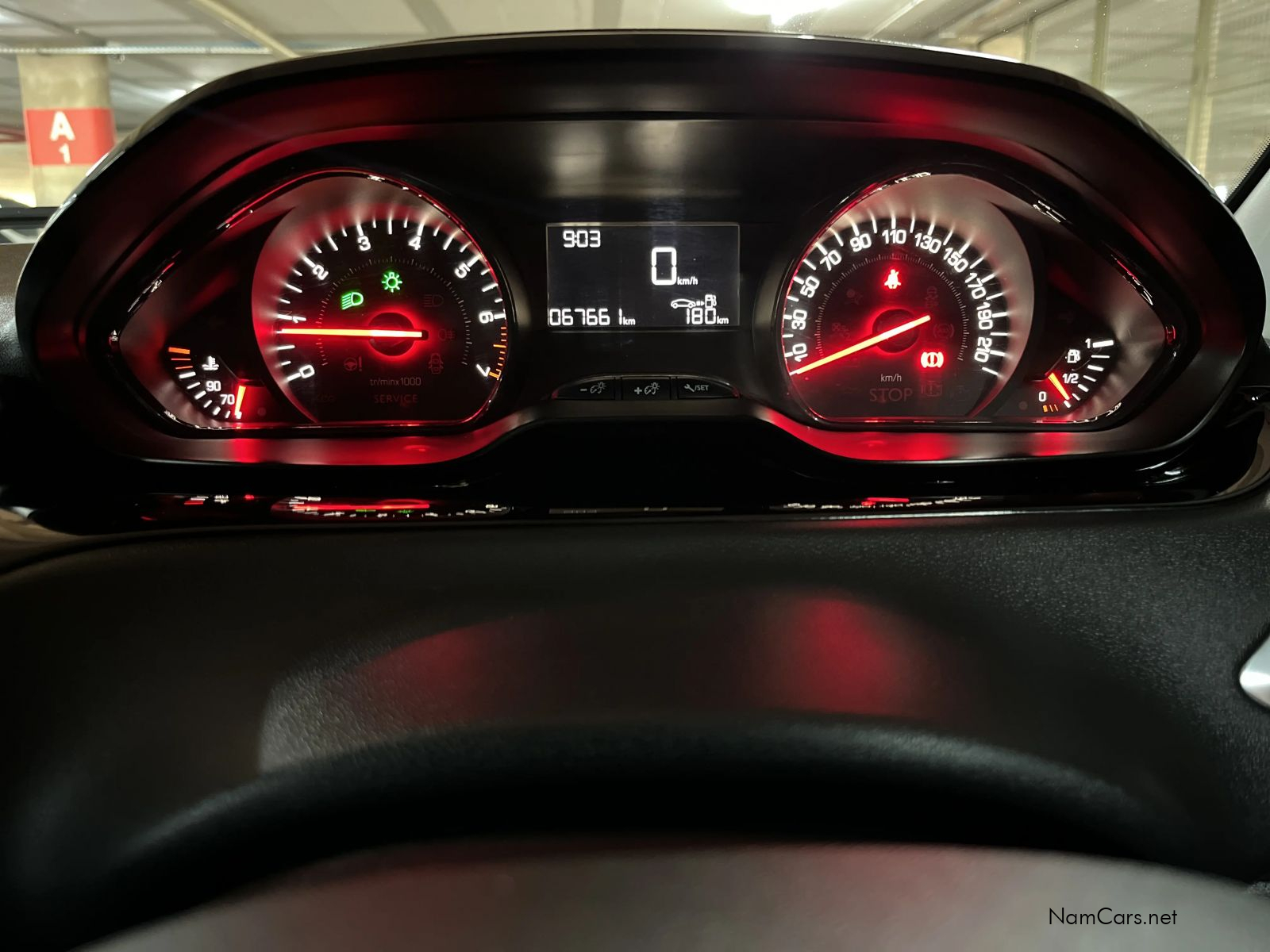 2015 Peugeot 208 photo 17