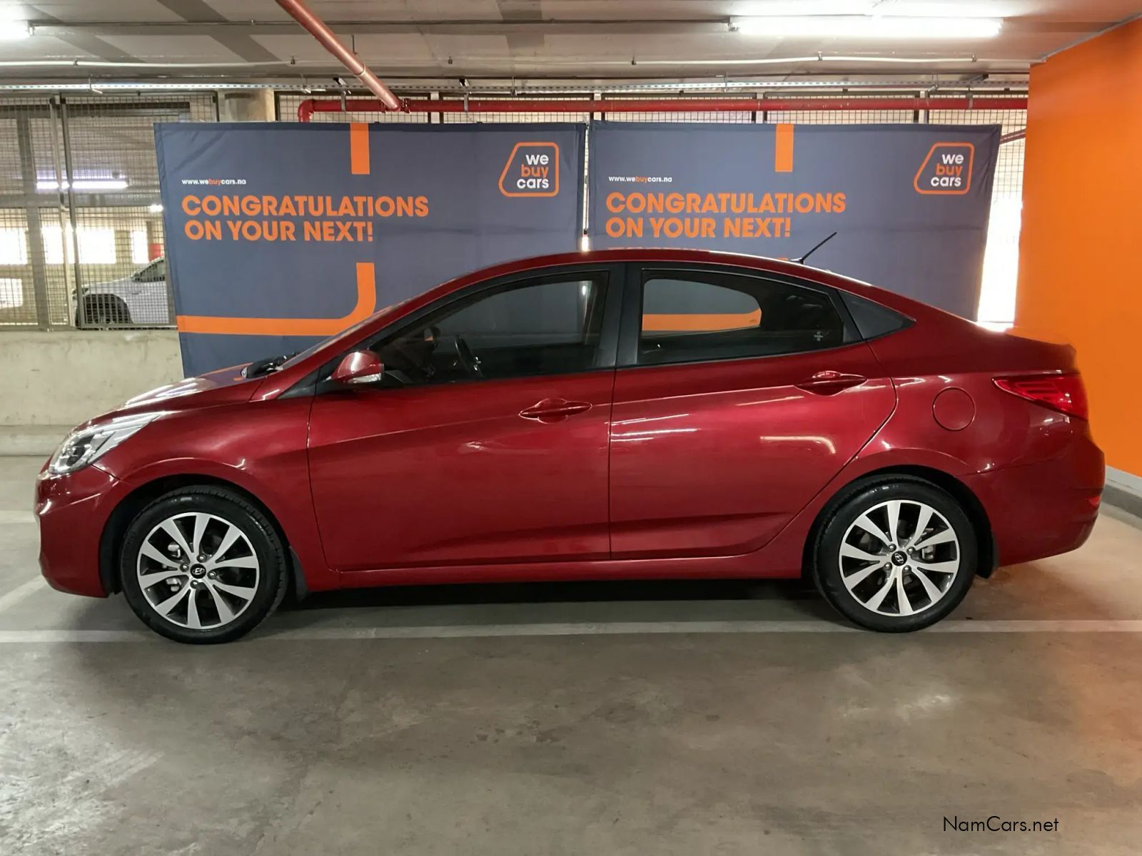 2018 Hyundai Accent photo 2