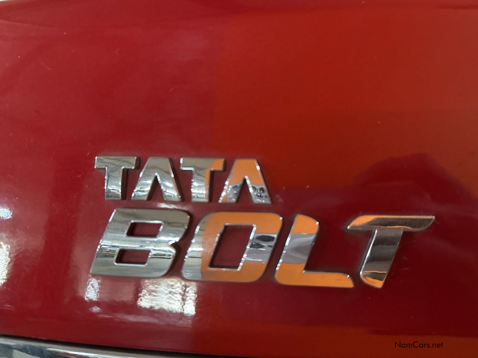 2016 Tata Bolt photo 11