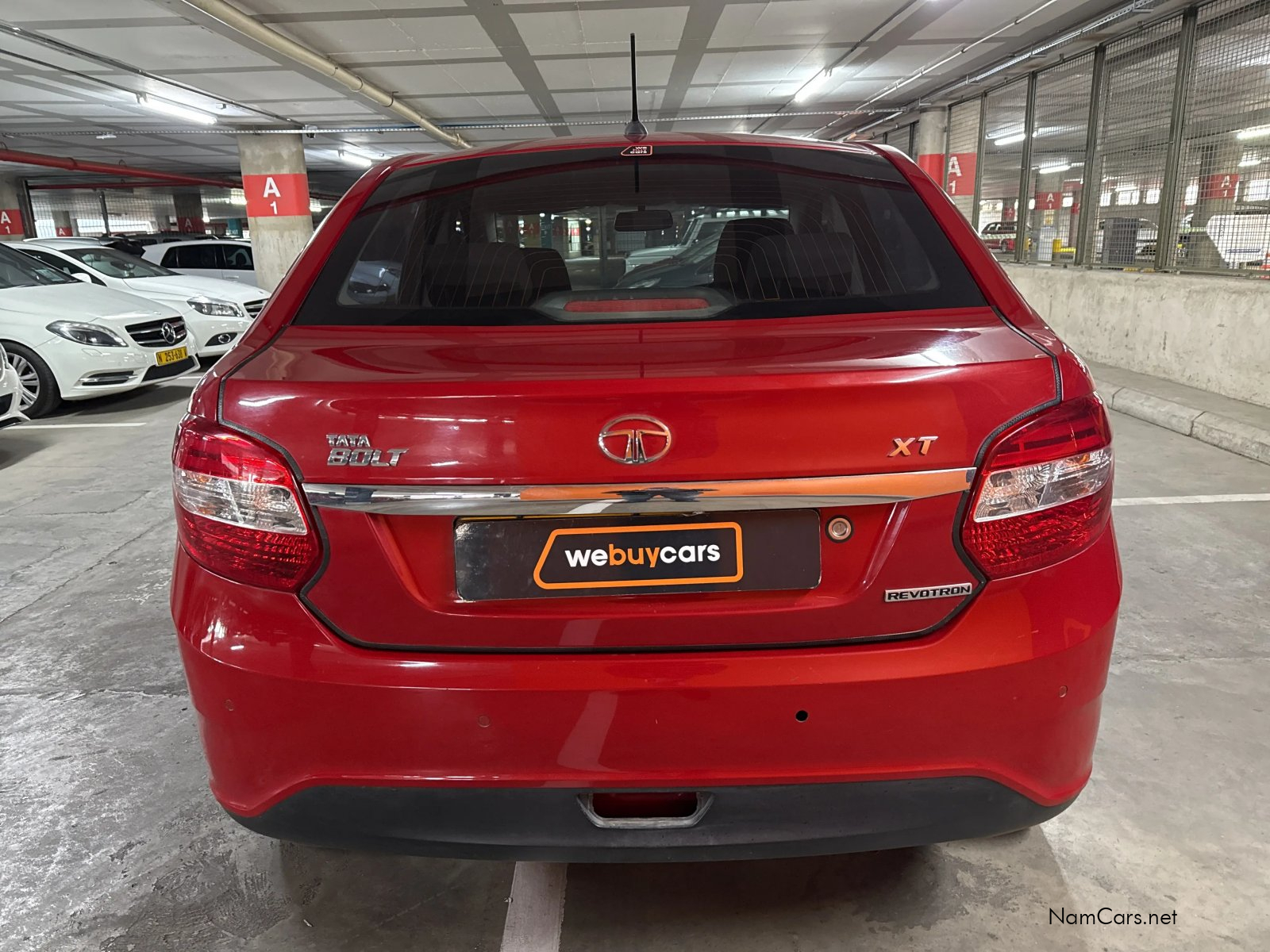 2016 Tata Bolt photo 3