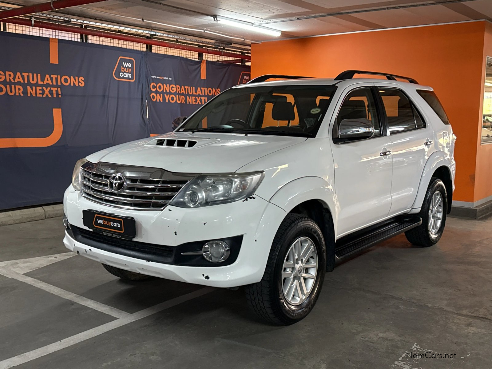 2015 Toyota Fortuner photo 1