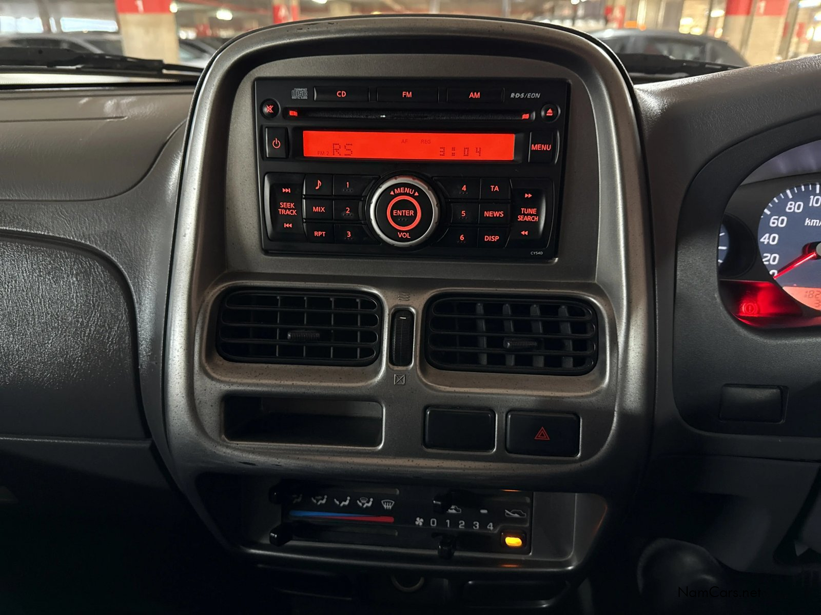 2016 Nissan NP300 photo 11