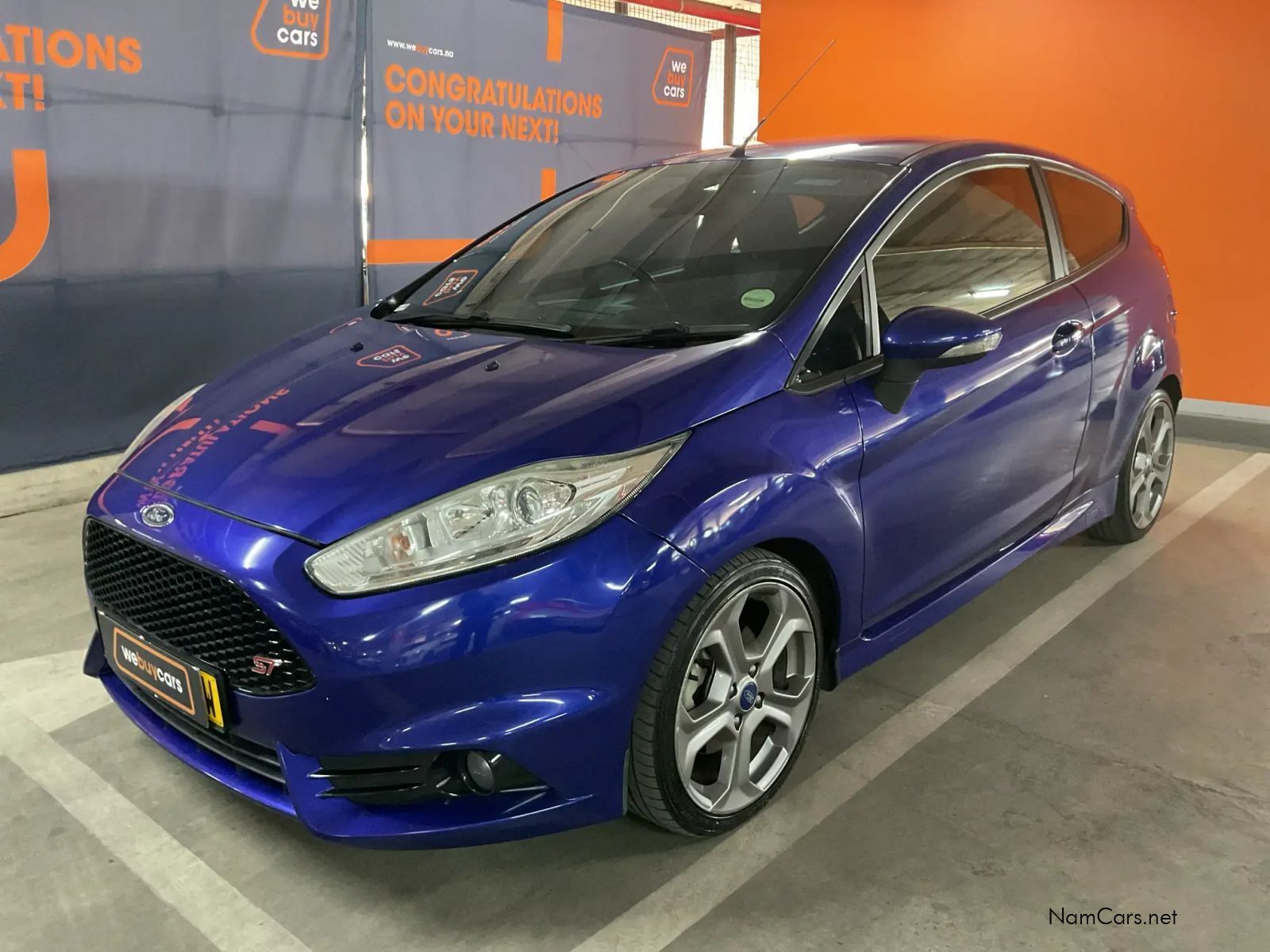 2015 Ford Fiesta photo 1