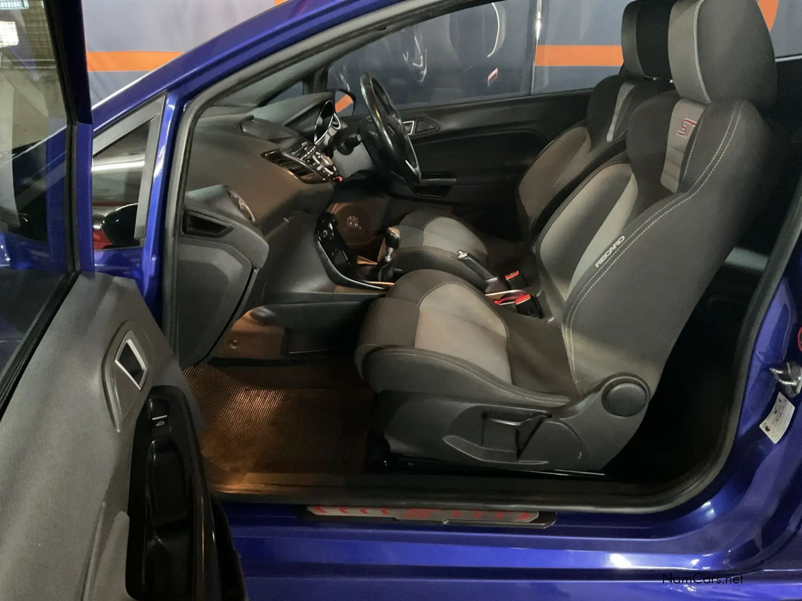 2015 Ford Fiesta photo 12