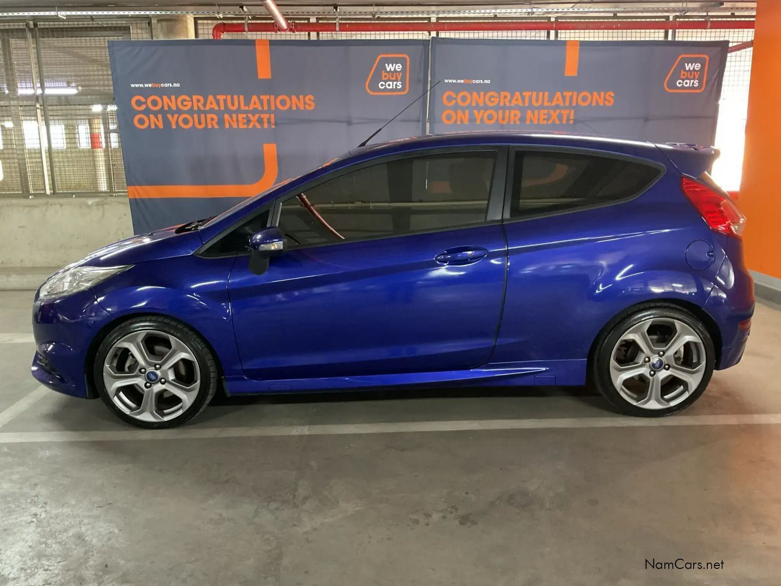 2015 Ford Fiesta photo 2