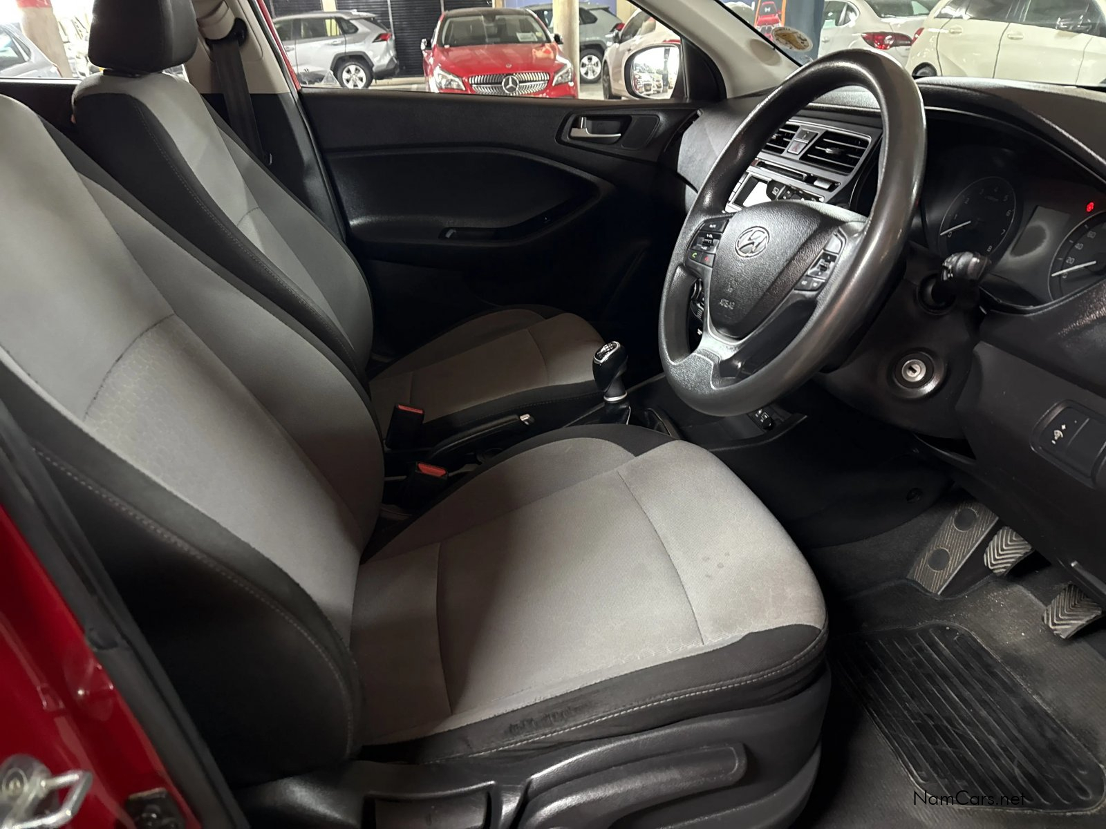 2015 Hyundai i20 photo 10