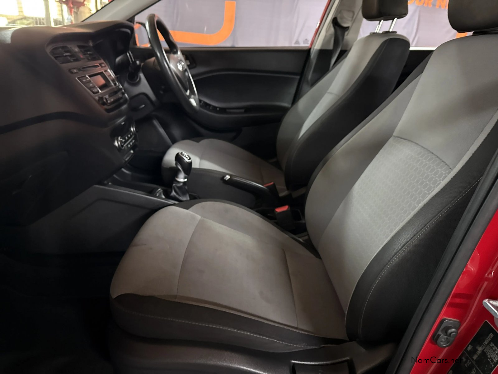2015 Hyundai i20 photo 11