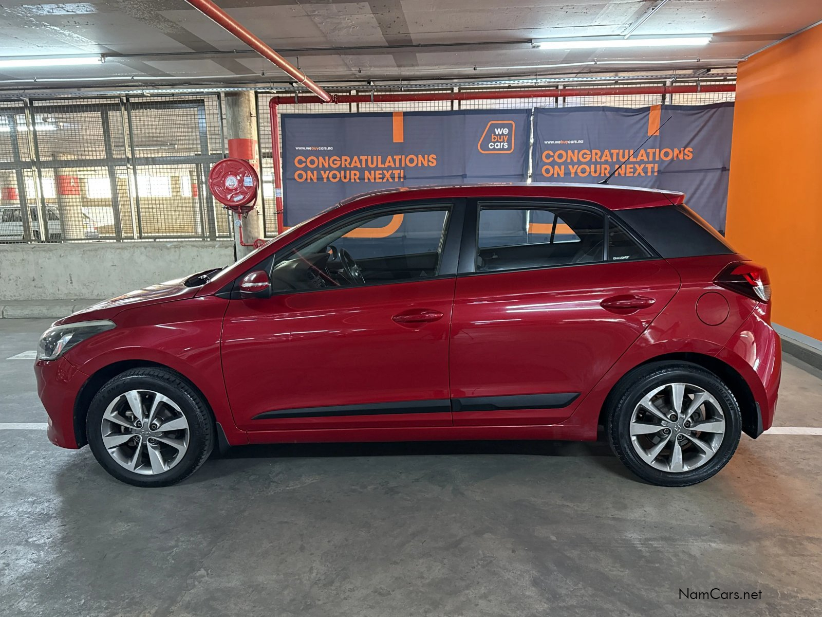 2015 Hyundai i20 photo 2