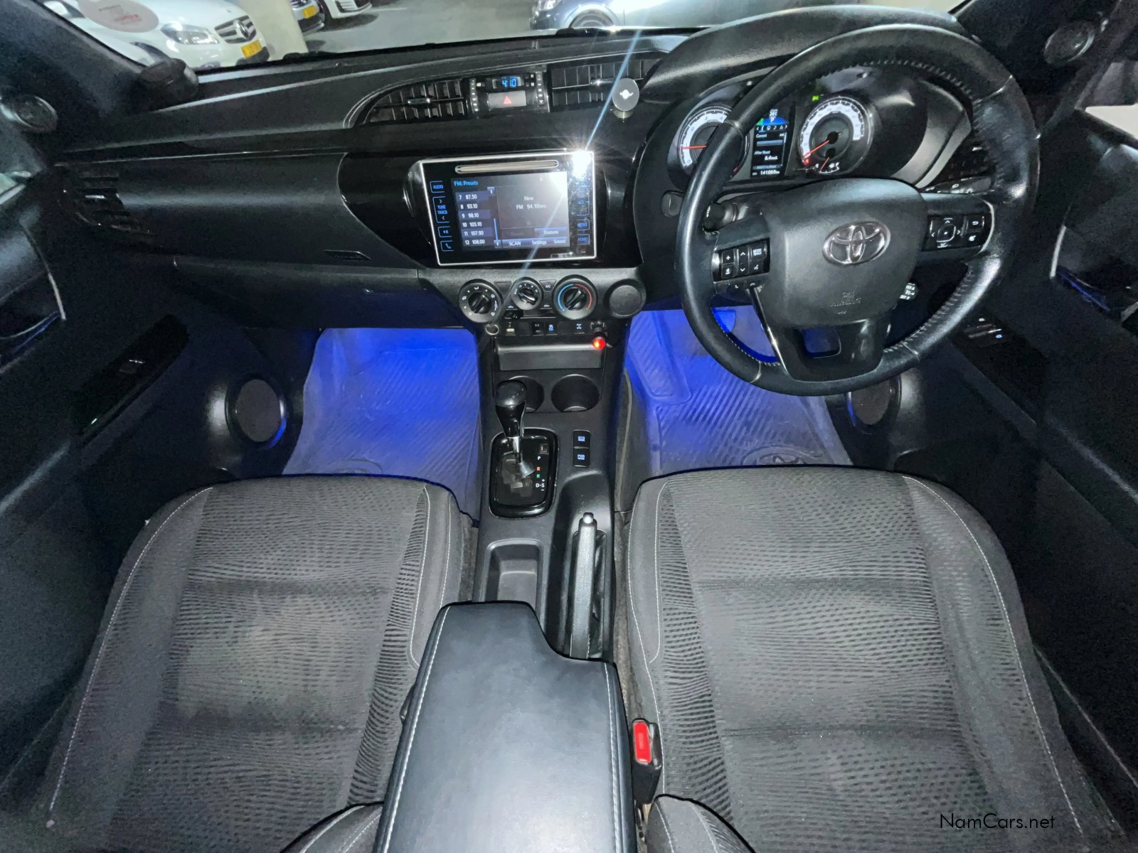2018 Toyota Hilux photo 17