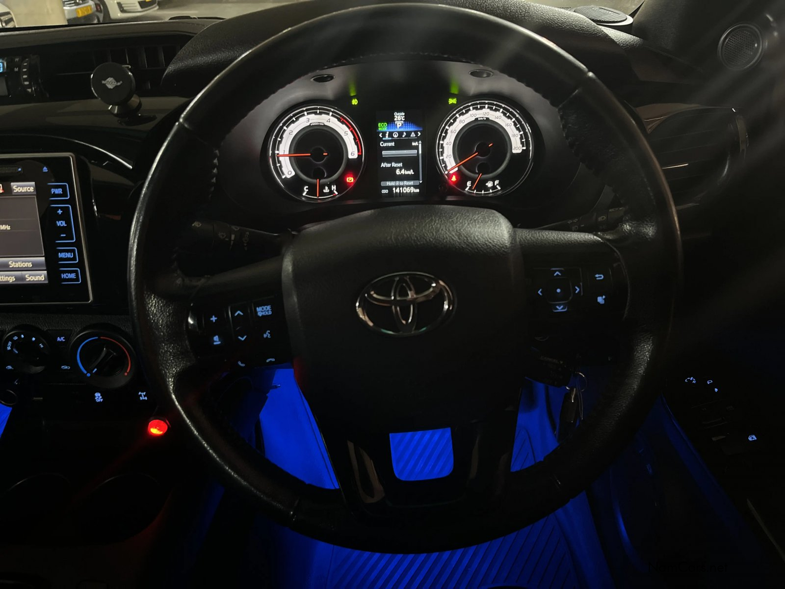 2018 Toyota Hilux photo 9