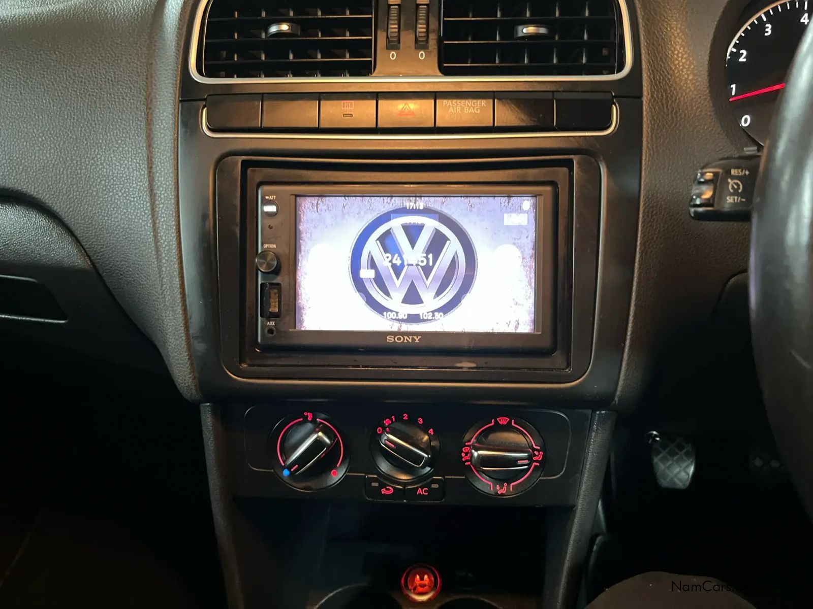 2013 Volkswagen Polo photo 15