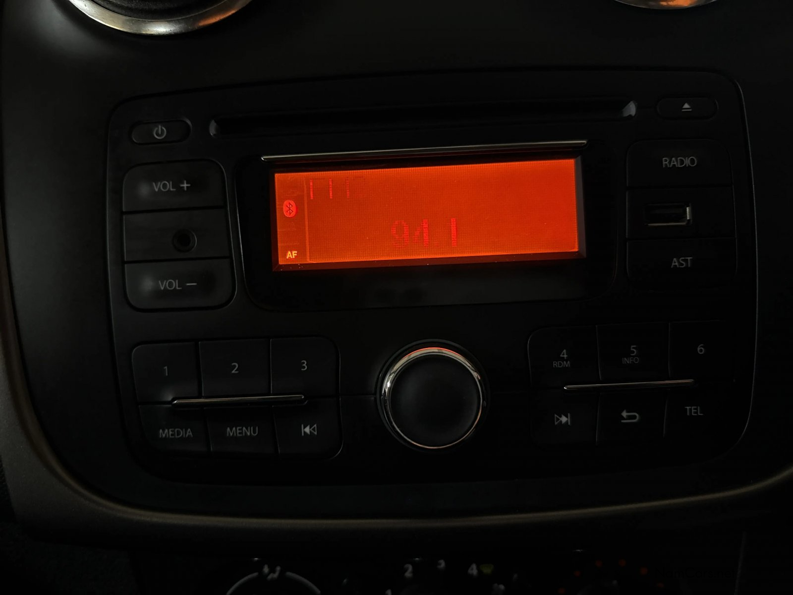 2015 Renault Sandero photo 10