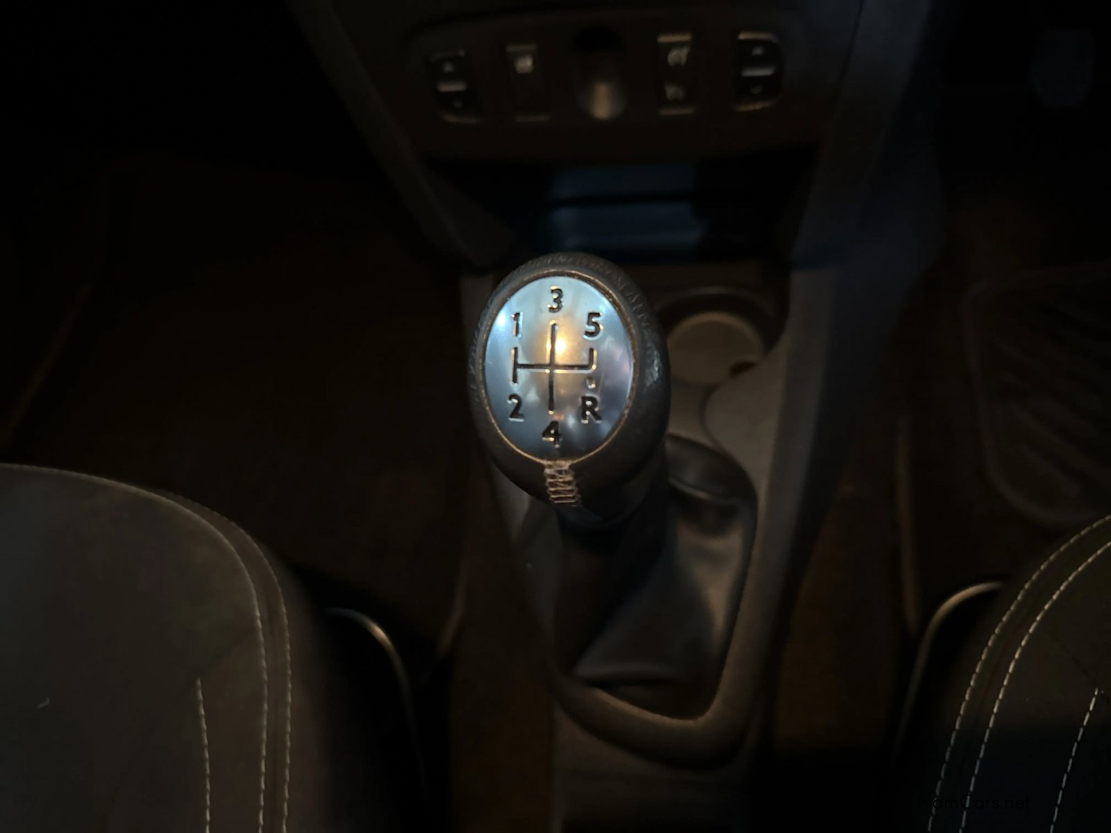 2015 Renault Sandero photo 12