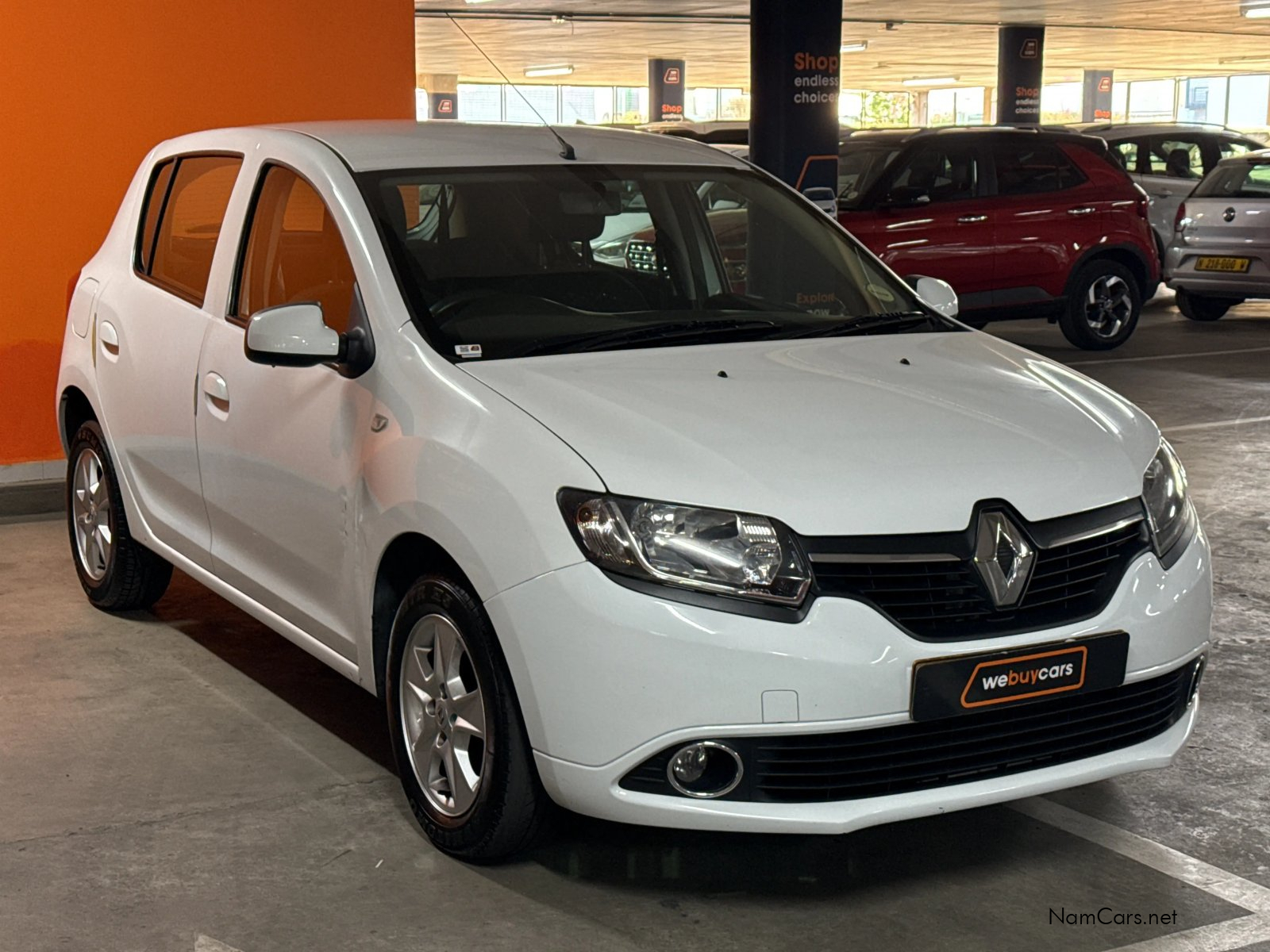 2015 Renault Sandero photo 5