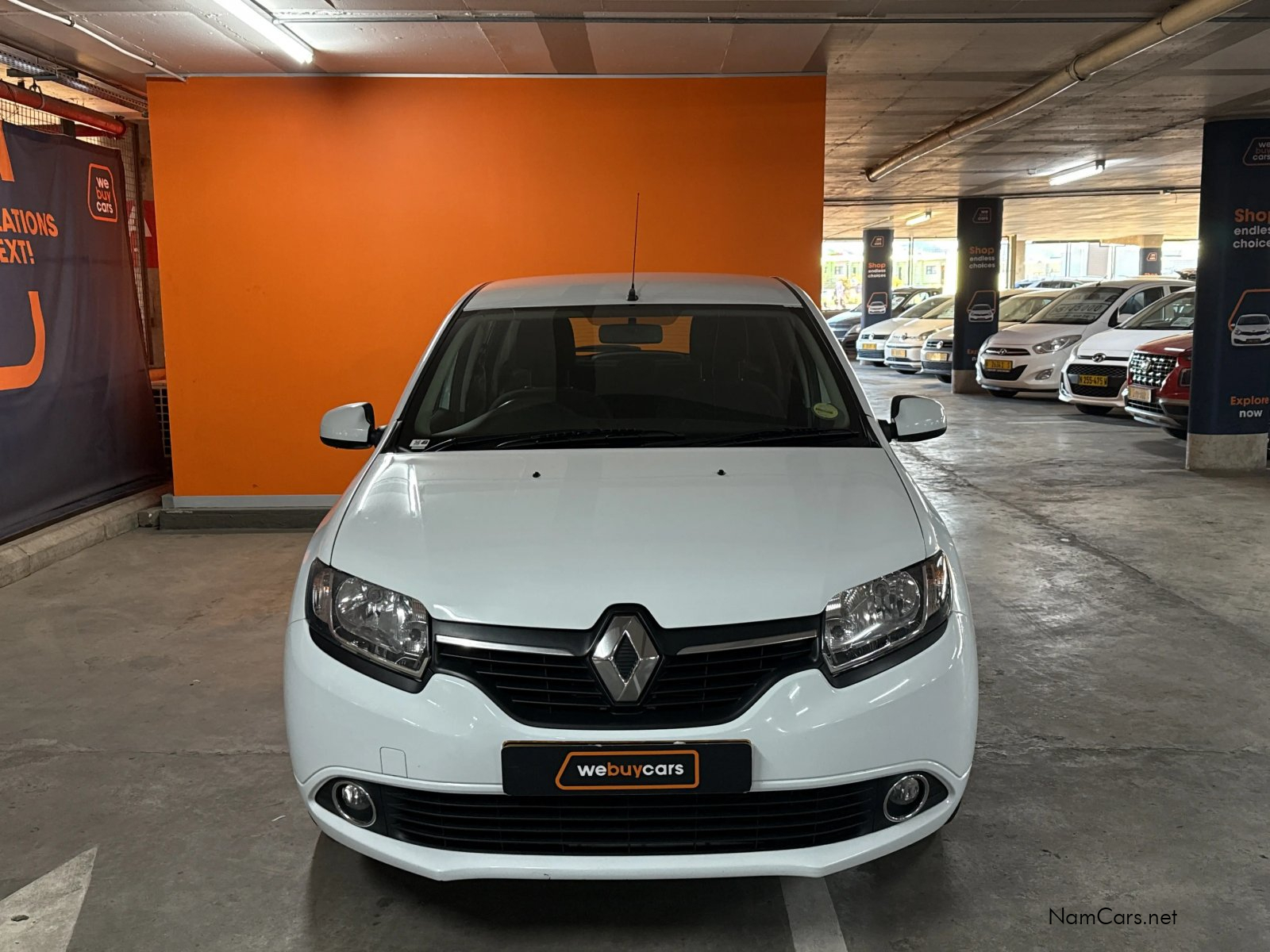 2015 Renault Sandero photo 6