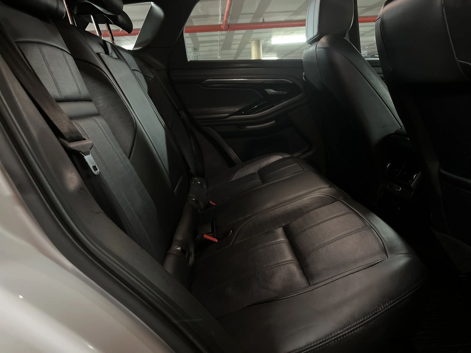 2020 Land Rover Range Rover photo 17