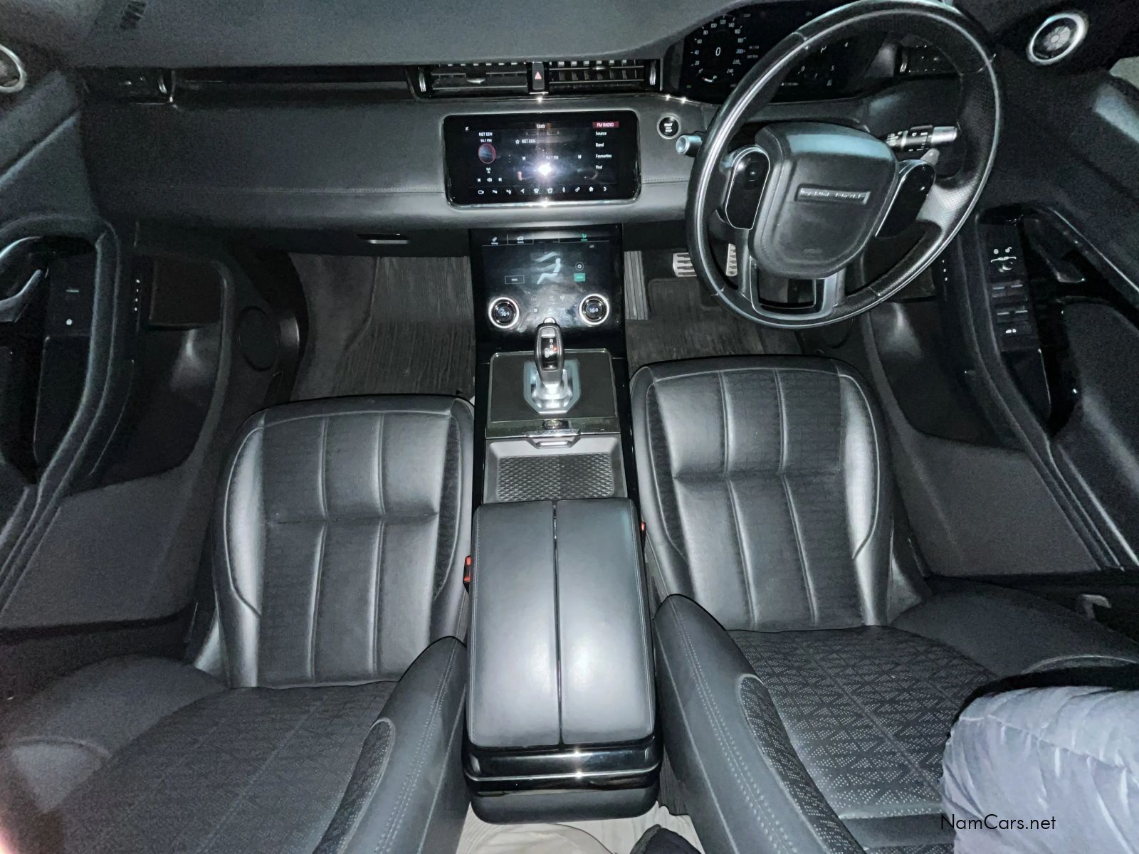 2020 Land Rover Range Rover photo 19