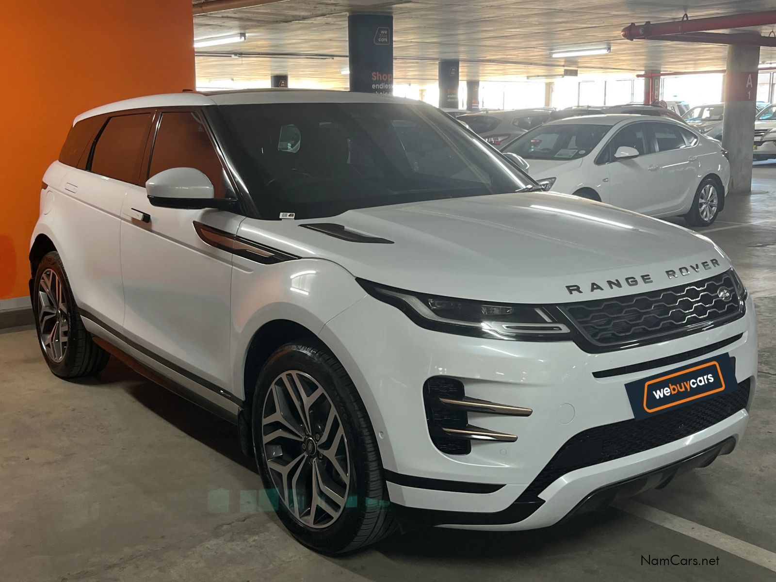 2020 Land Rover Range Rover photo 5