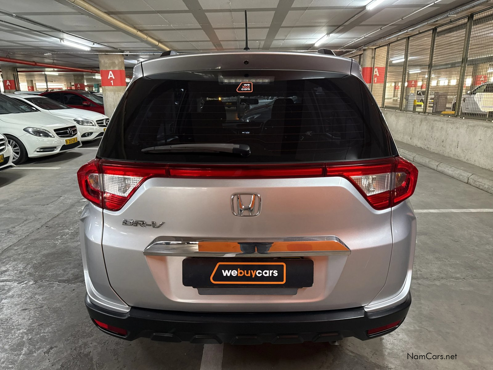 2017 Honda BRV photo 3