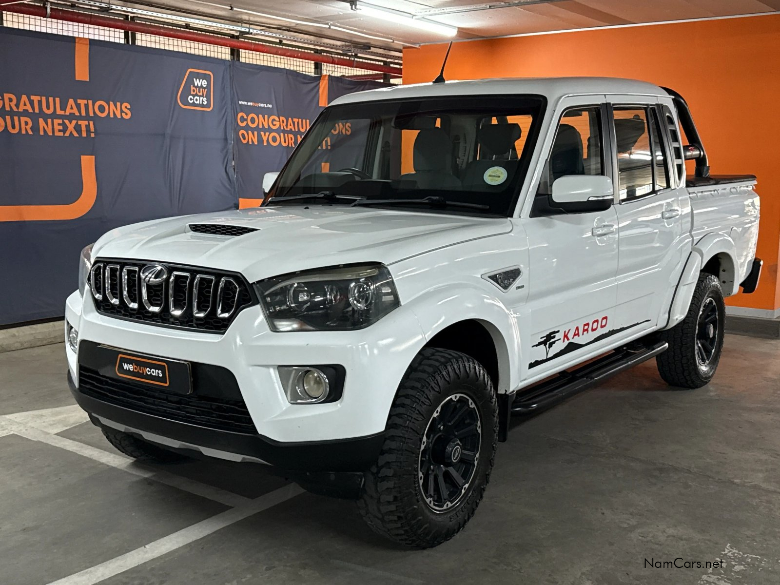 2022 Mahindra PIK UP photo 1