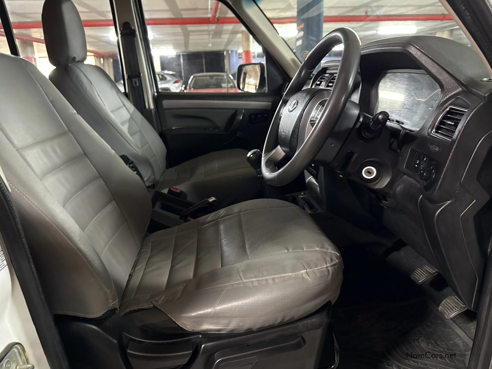 2022 Mahindra PIK UP photo 14