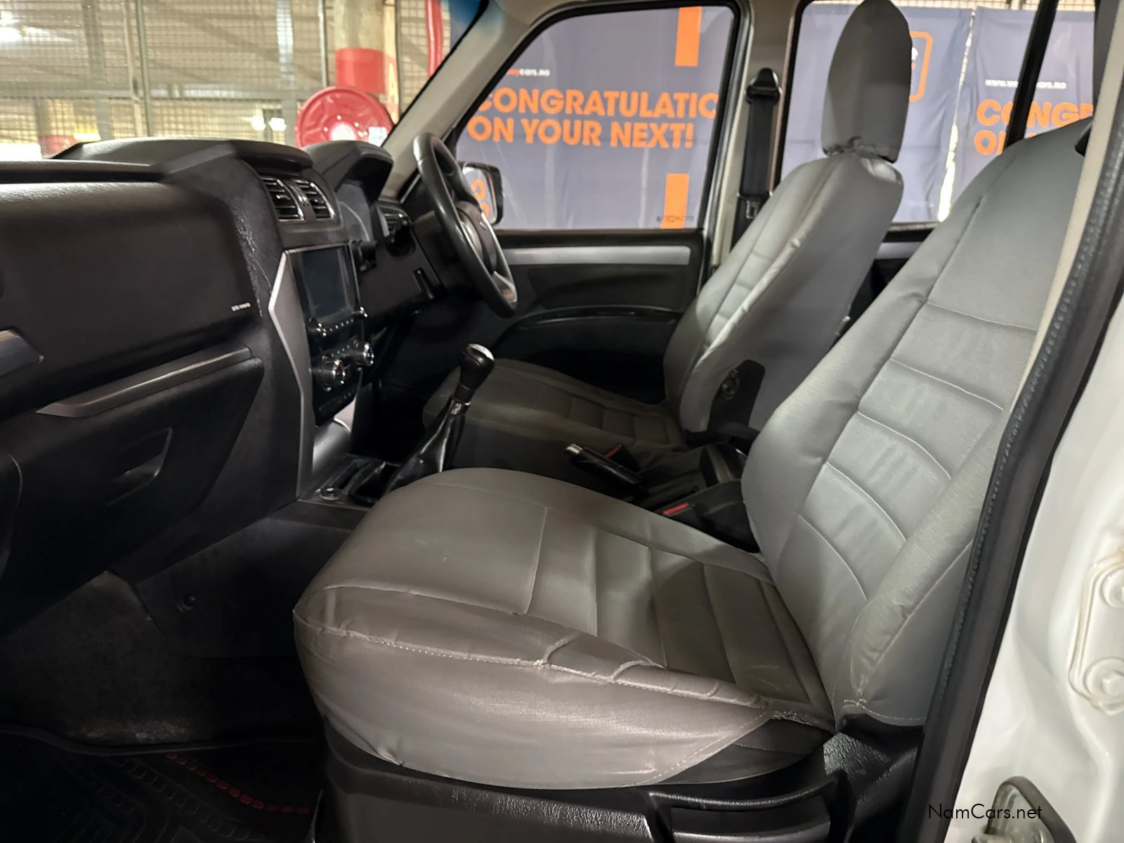 2022 Mahindra PIK UP photo 15