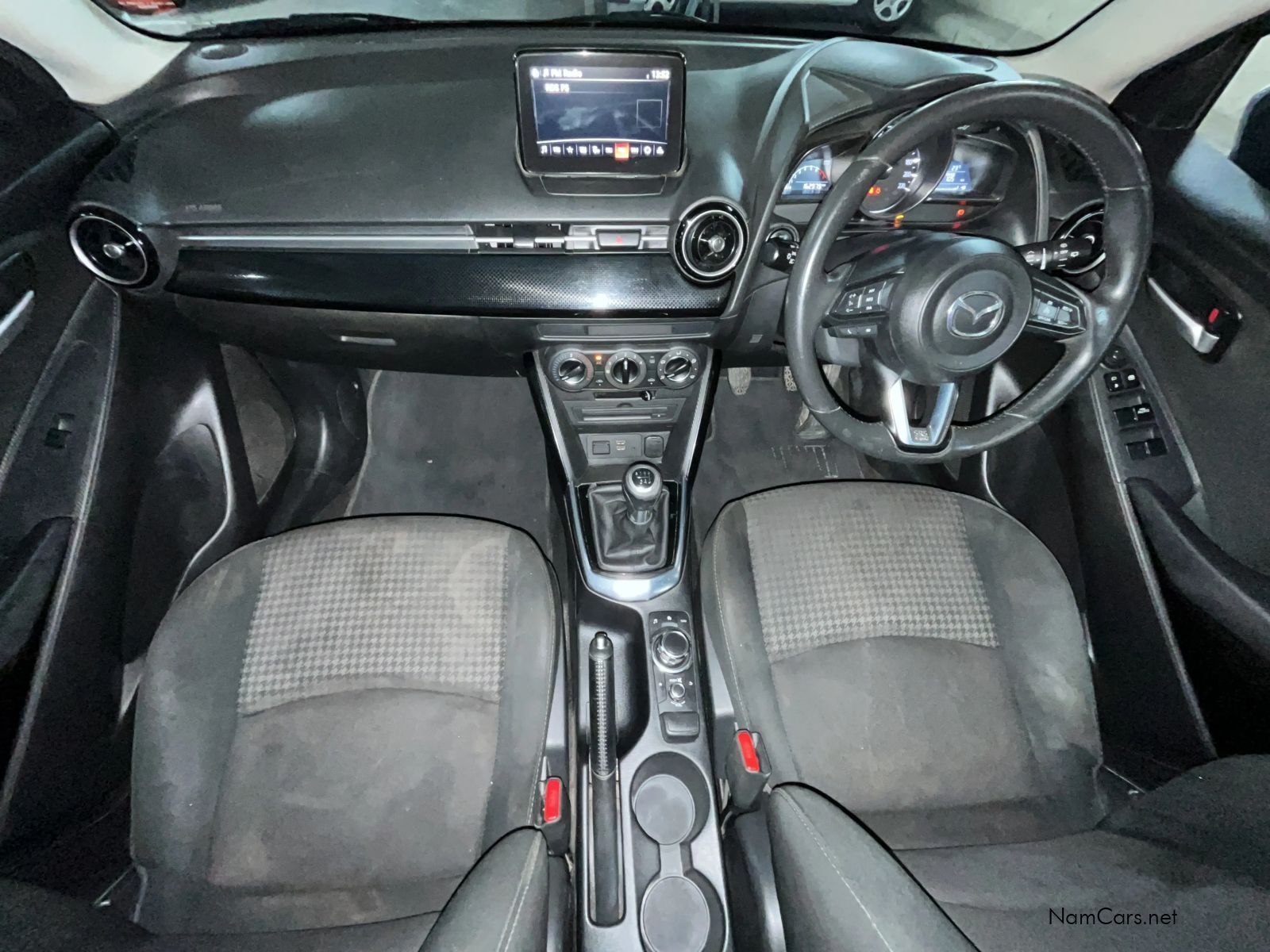2017 Mazda 2 photo 18