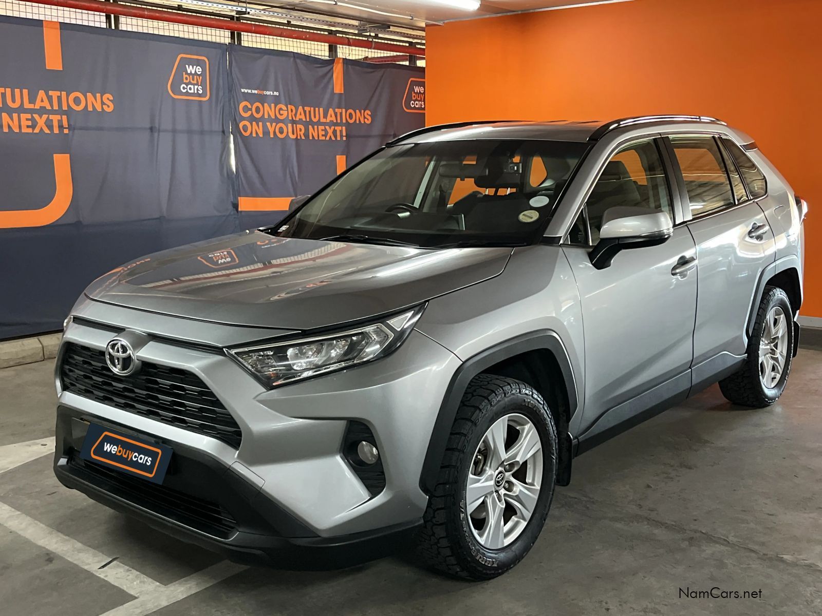 2020 Toyota Rav4 photo 1