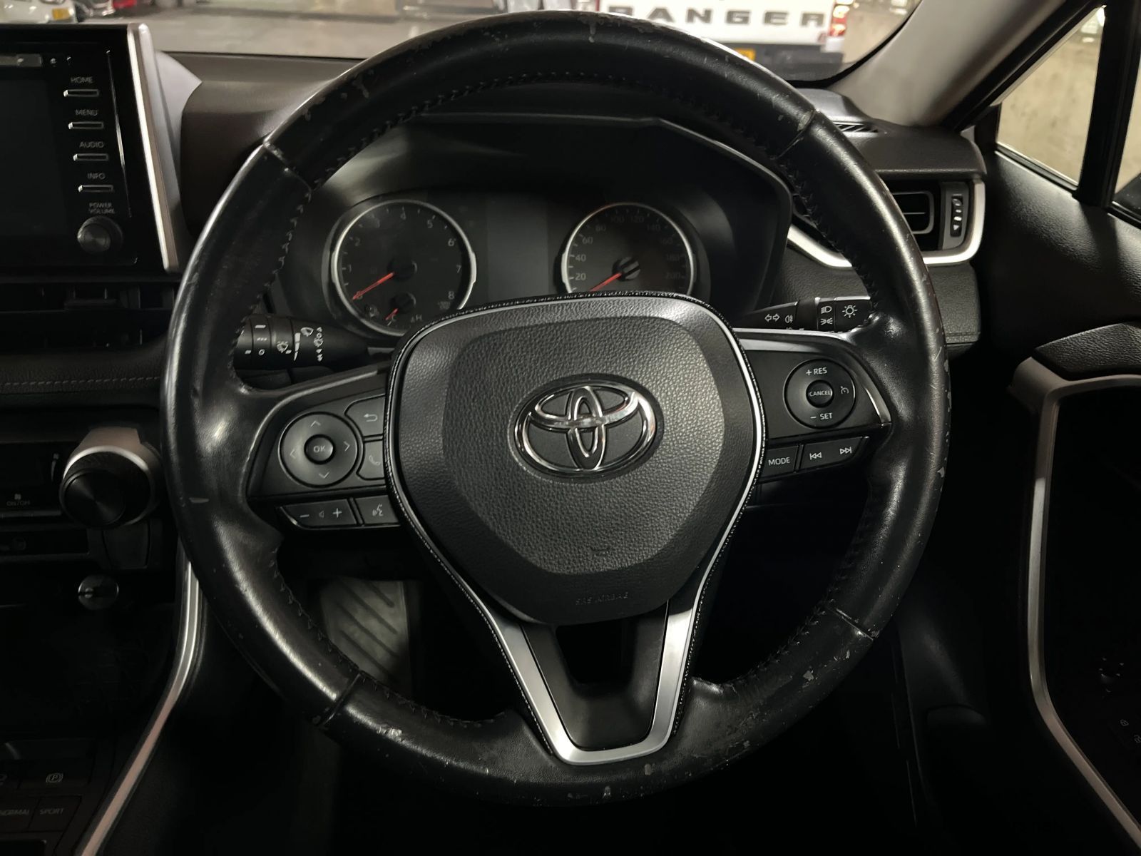 2020 Toyota Rav4 photo 9