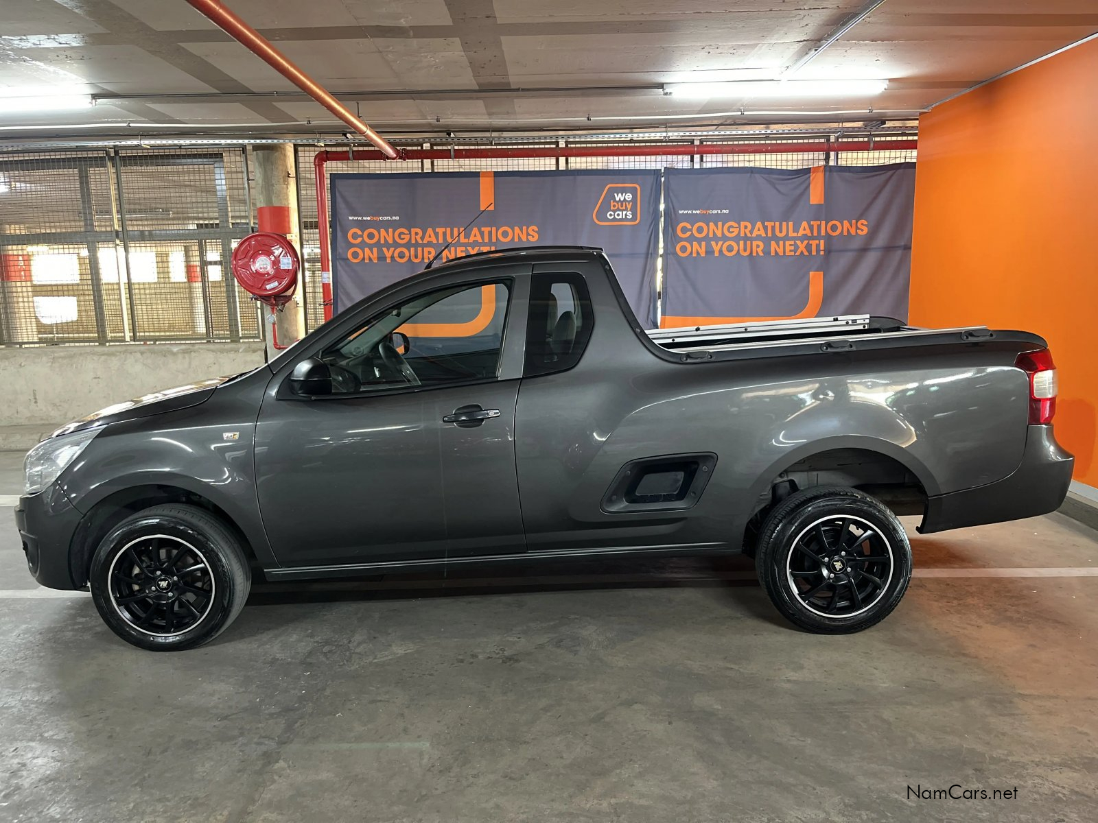2016 Chevrolet Utility photo 2