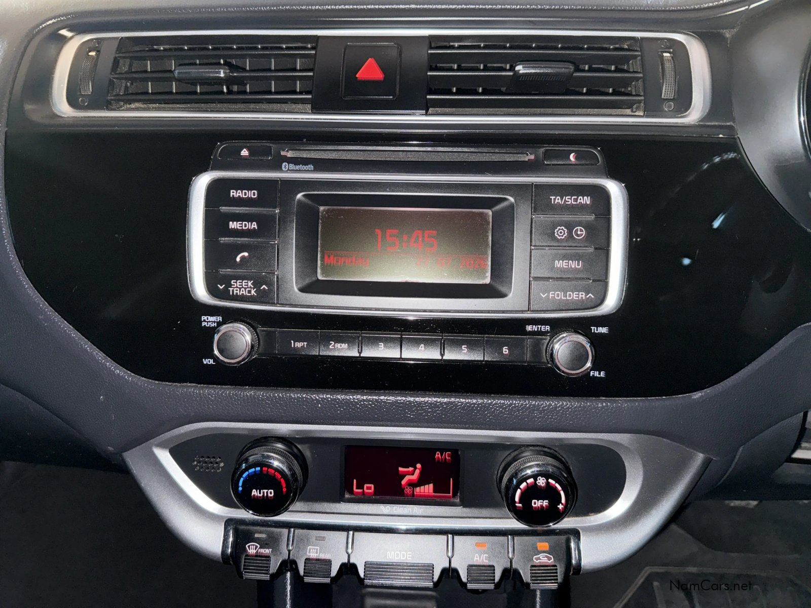 2016 Kia Rio photo 17