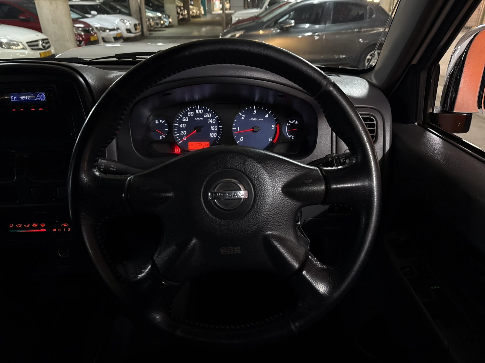 2019 Nissan Hardbody photo 14