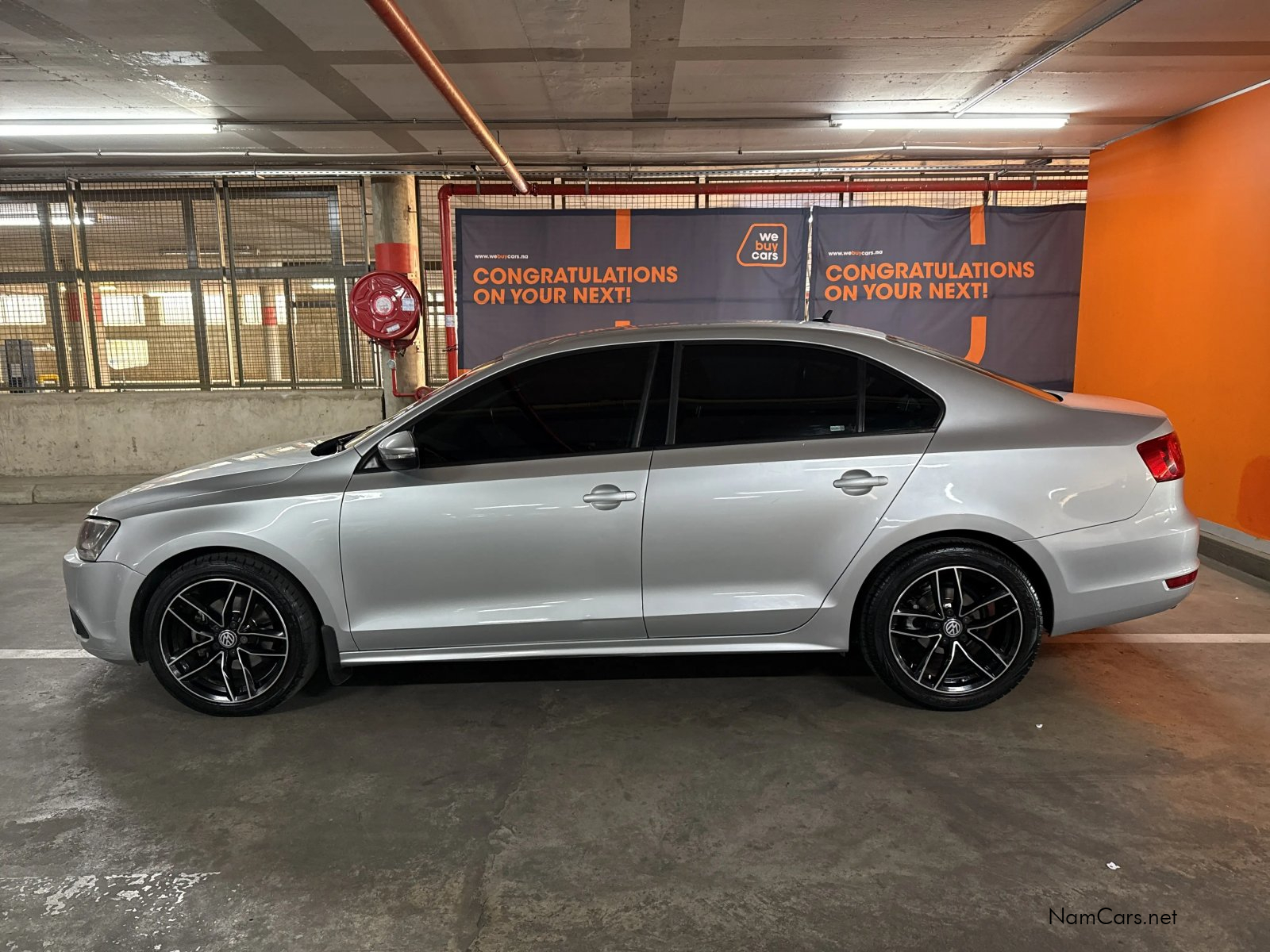 2013 Volkswagen Jetta photo 2