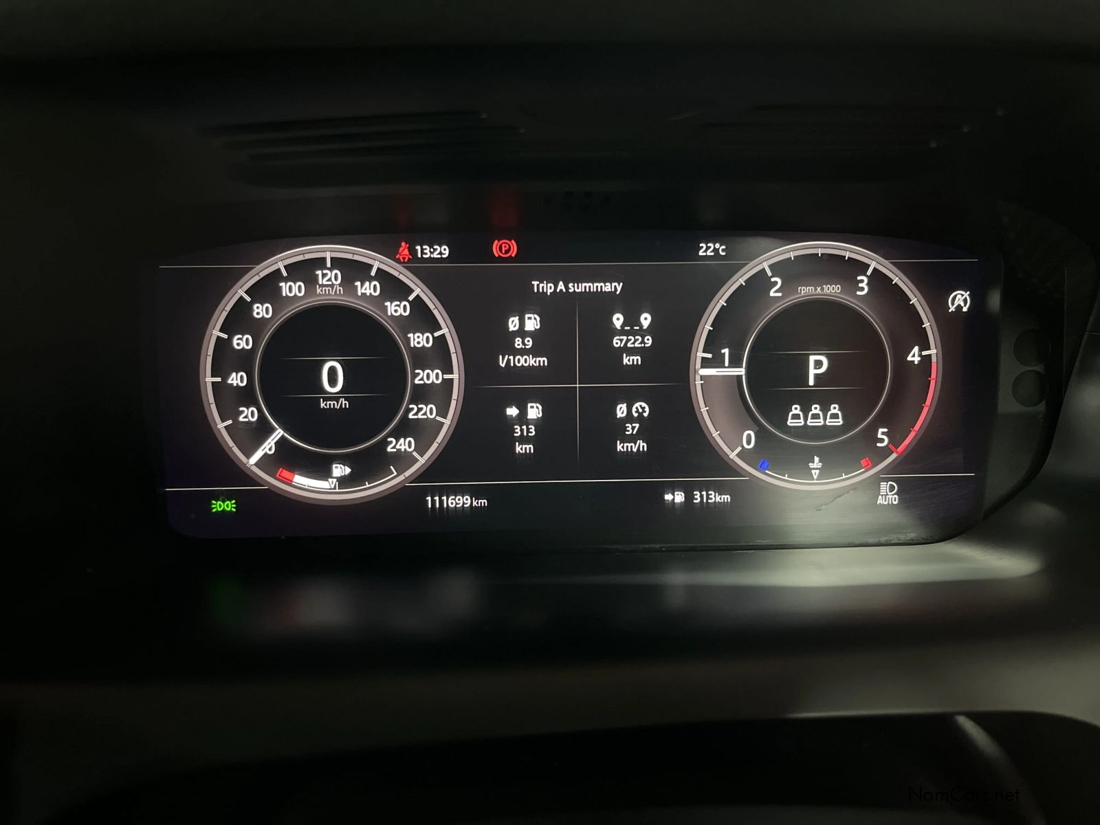 2020 Land Rover Discovery photo 17