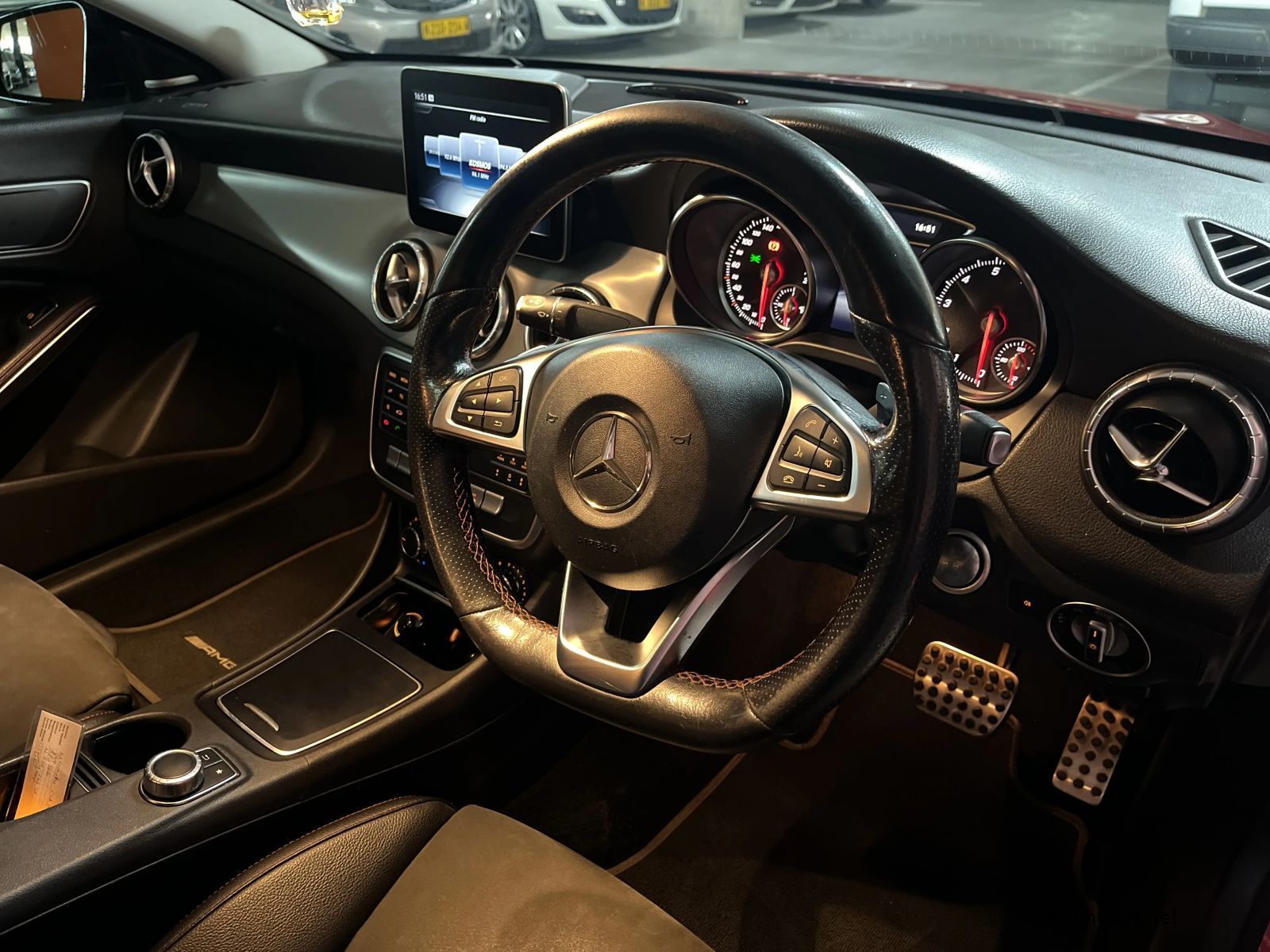 2019 Mercedes-Benz CLA Class photo 12