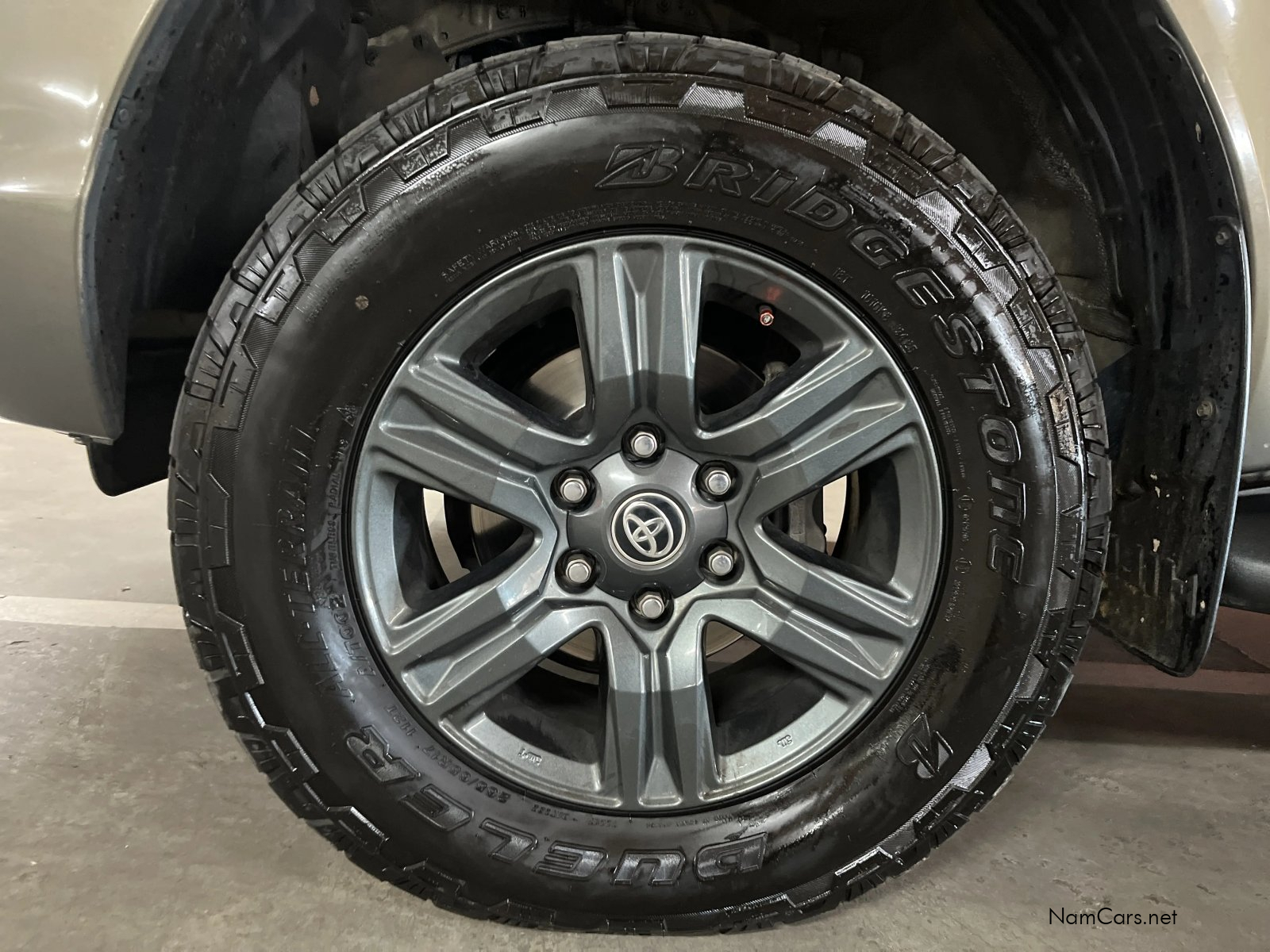 2022 Toyota Hilux photo 16