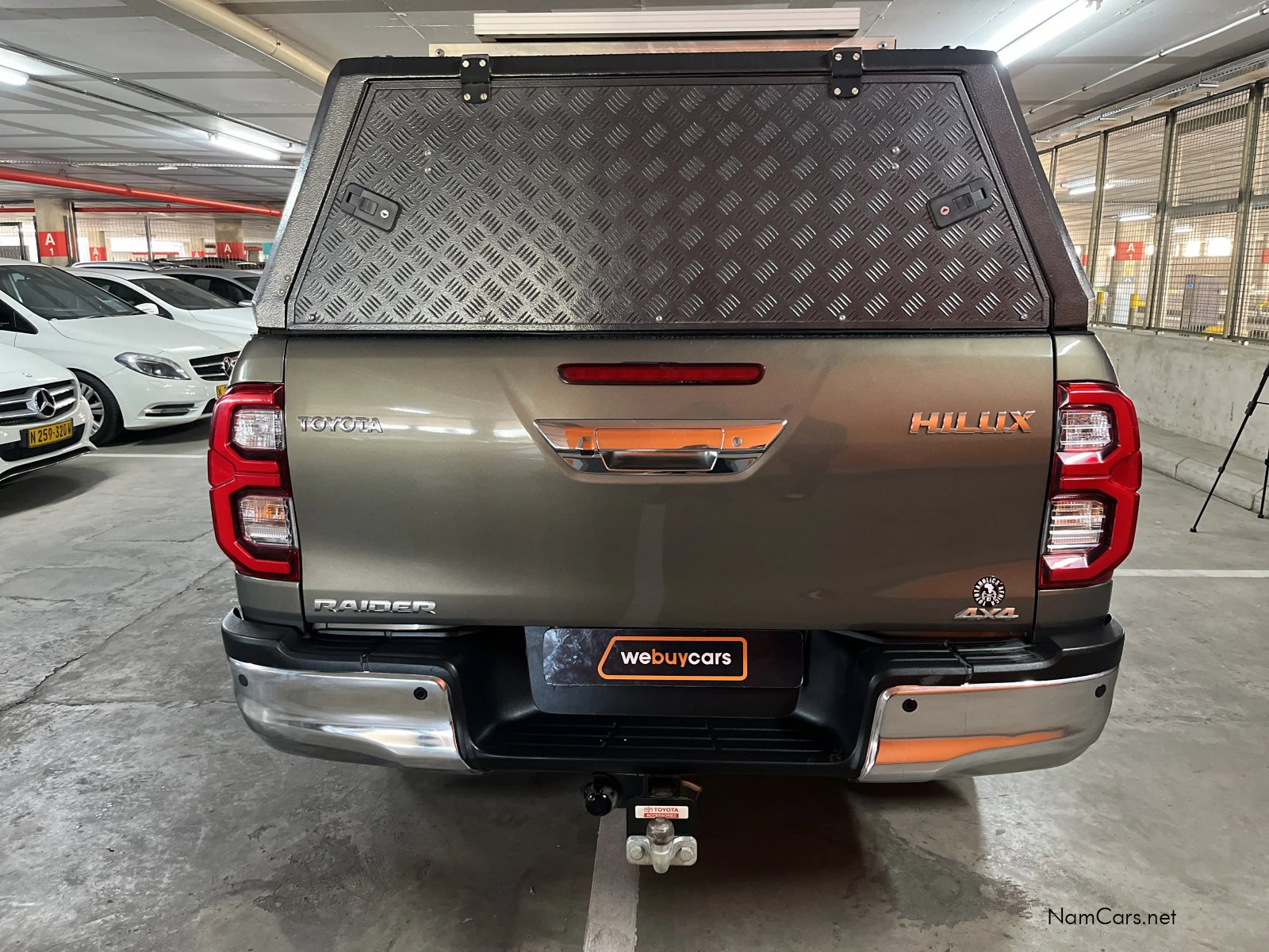 2022 Toyota Hilux photo 3